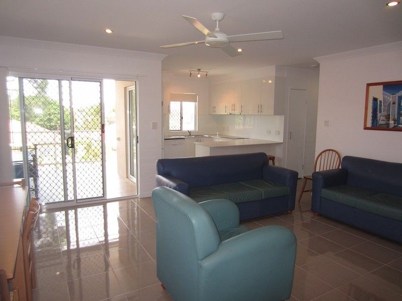 2/10 Hicks Street, Mount Gravatt East, QLD 4122