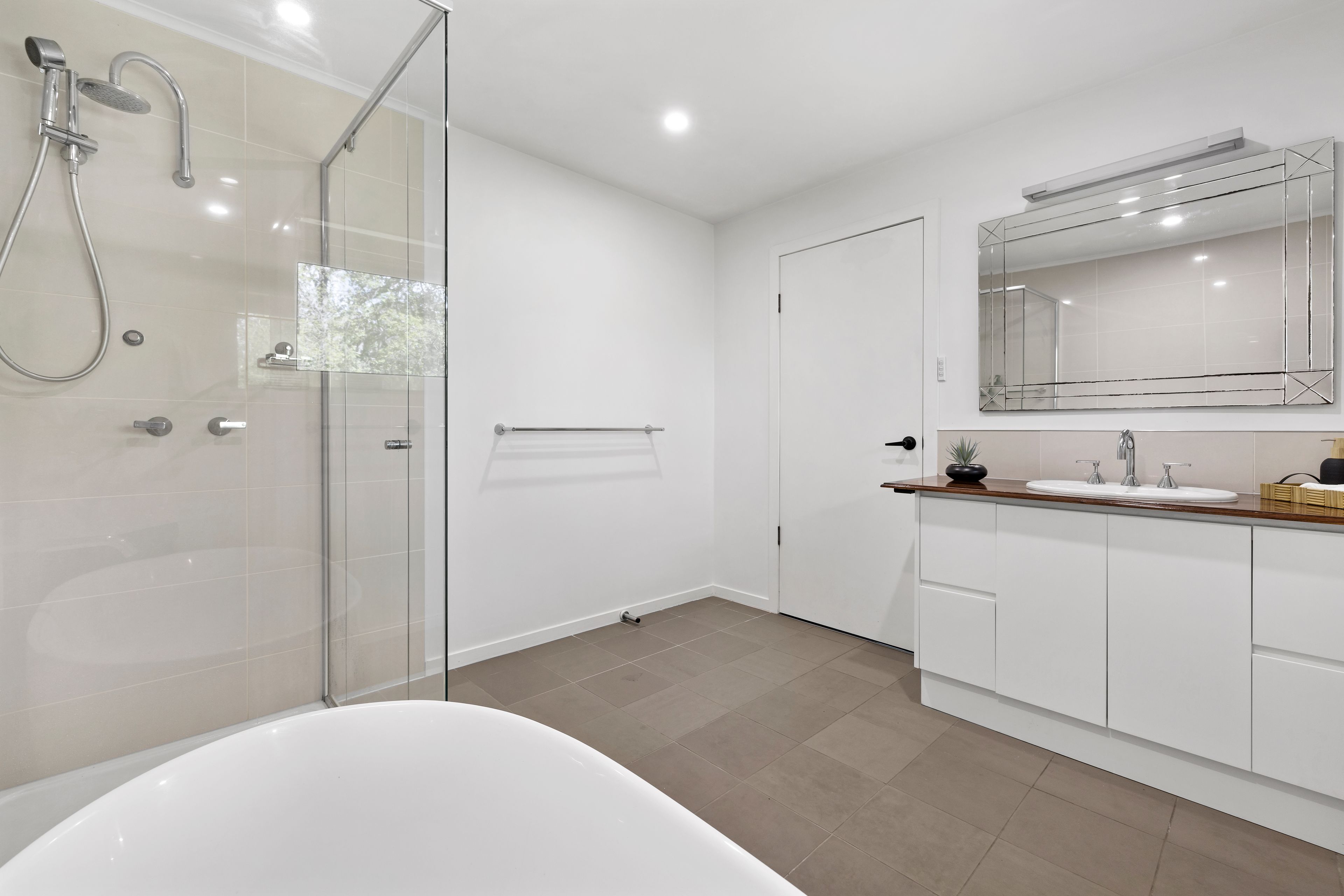 24 Monbulk Road — photo 7 of 10