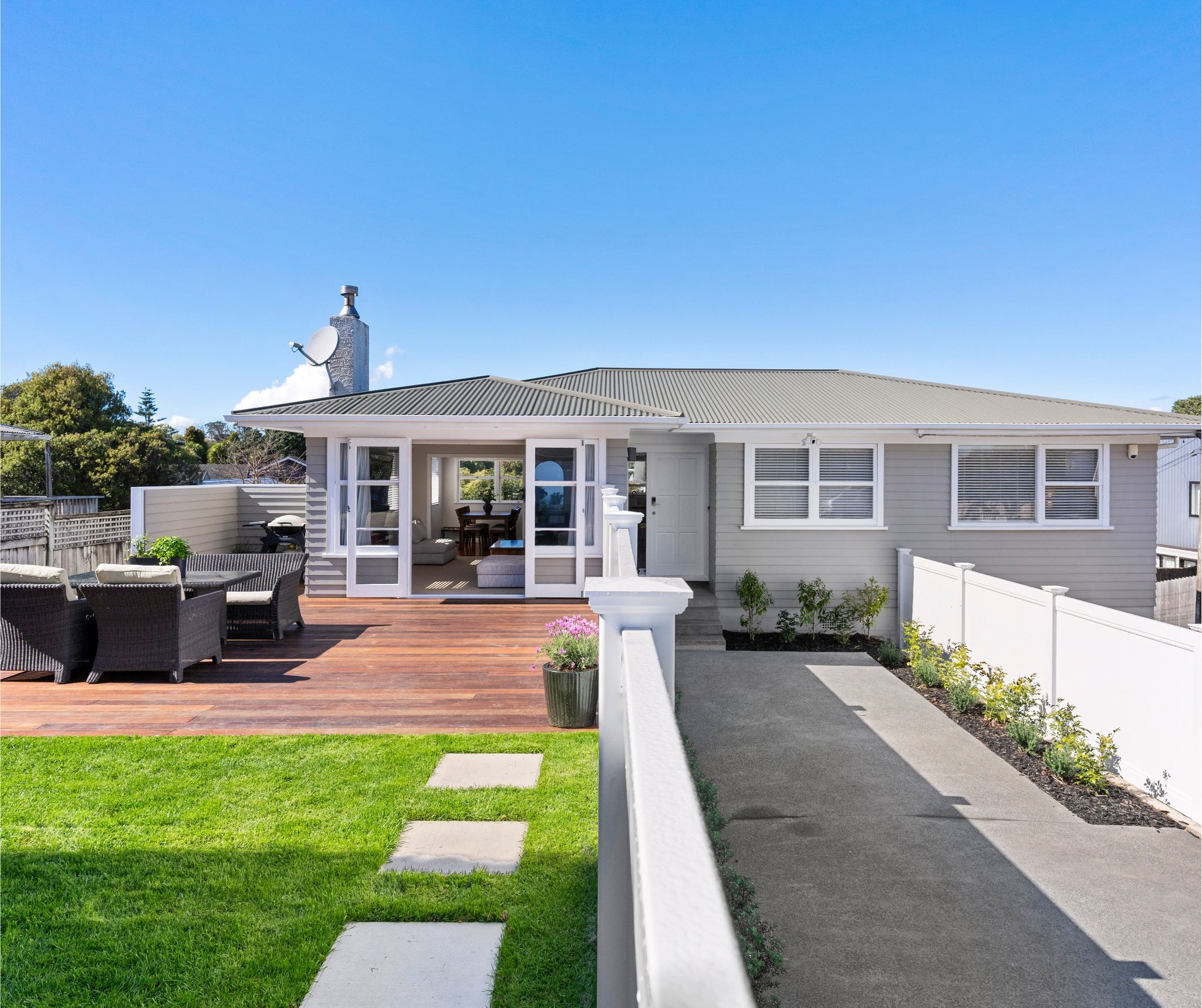 37 Sunnynook Road, Forrest Hill, North Shore City