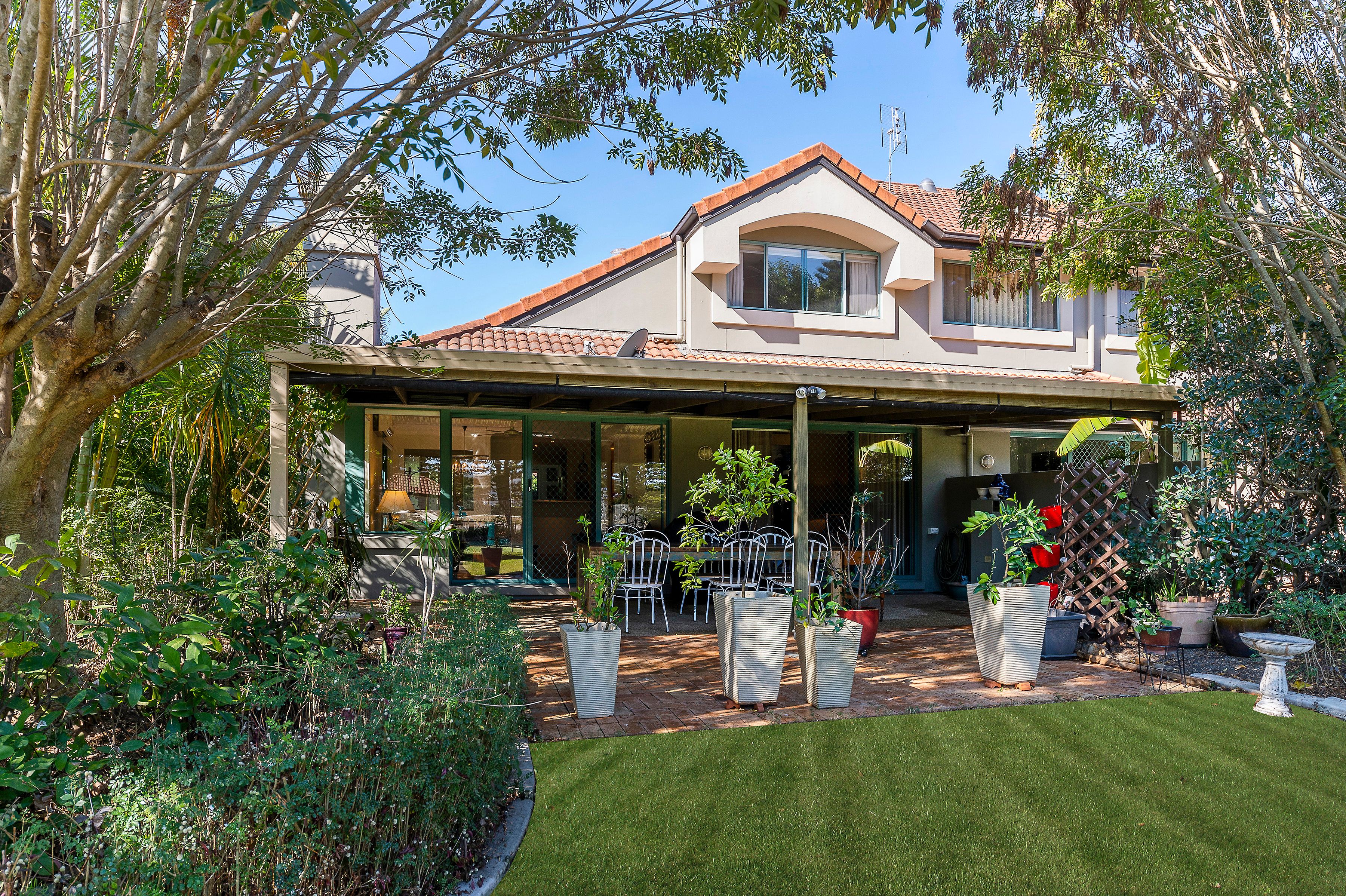 19 Santa Barbara Road, Hope Island, QLD 4212