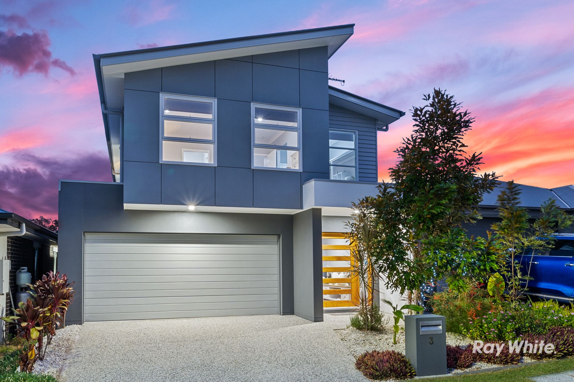 3 Leaf Street, Greenbank QLD 4124