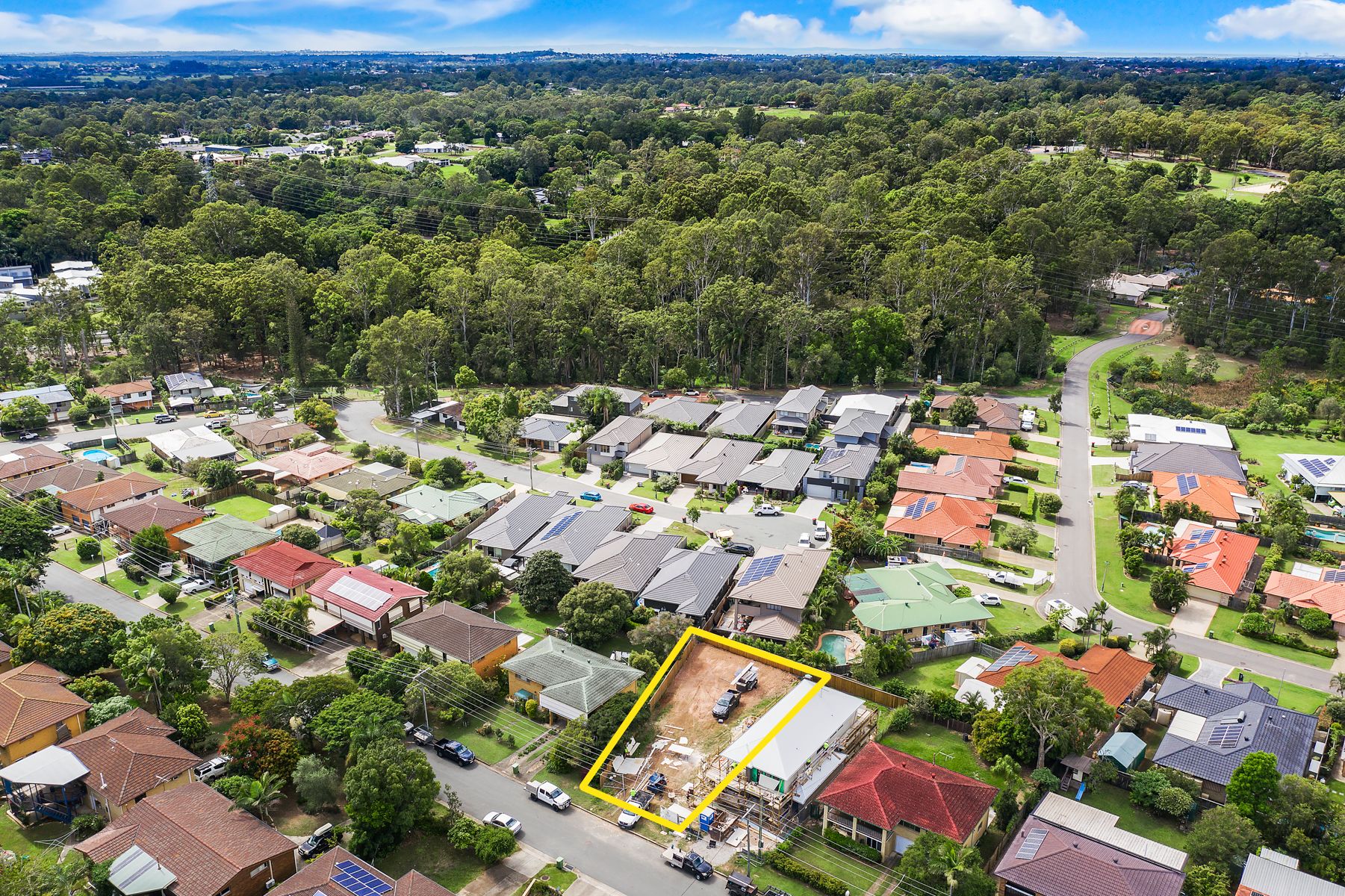 27 Windemere Road, Albany Creek, QLD 4035