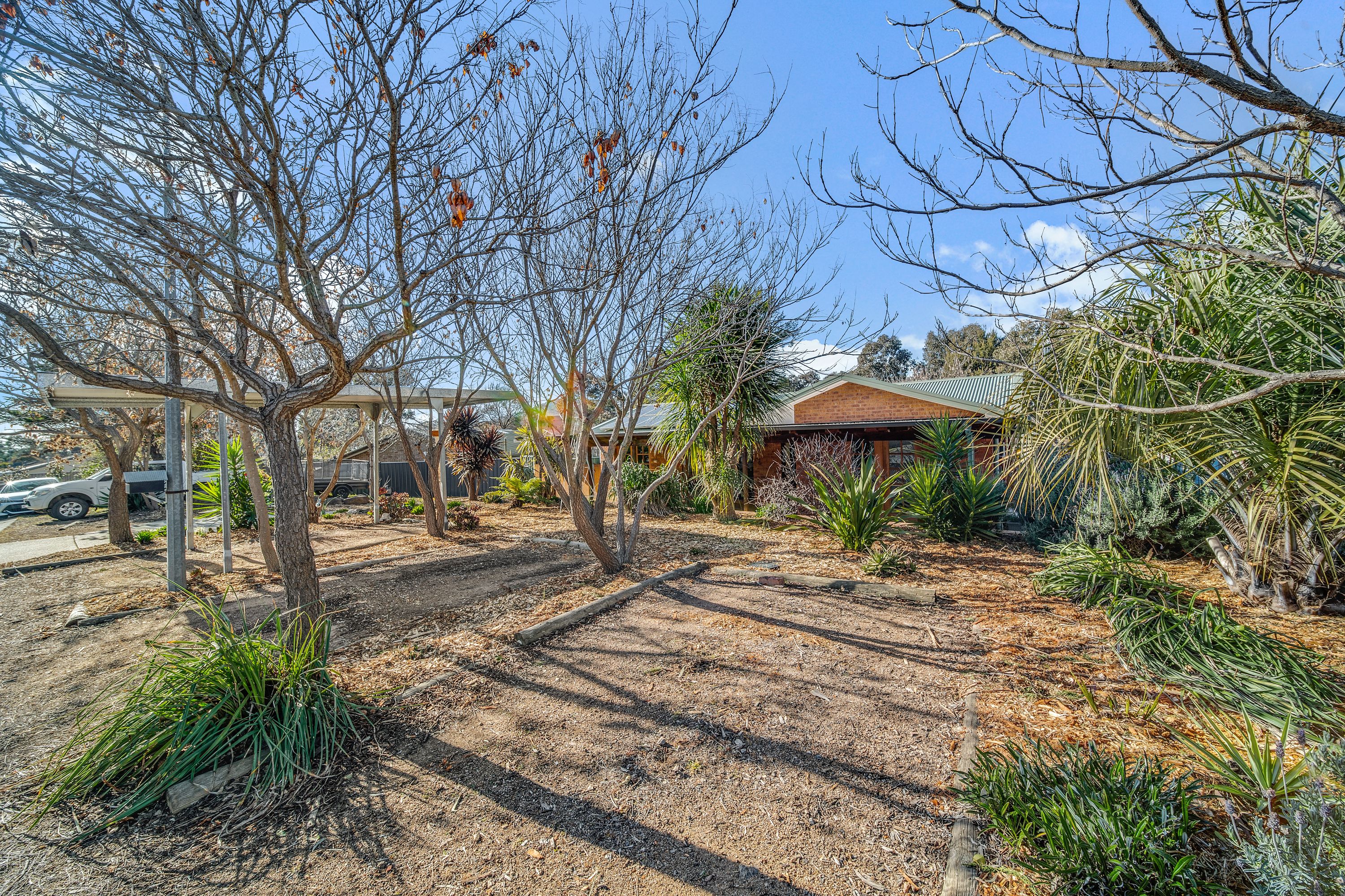 96 Enid Lorimer Circuit, Chisholm, ACT 2905