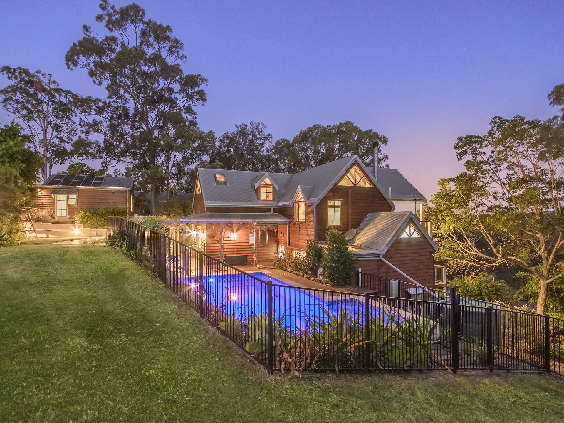 52 Oppermann Drive, Ormeau QLD 4208