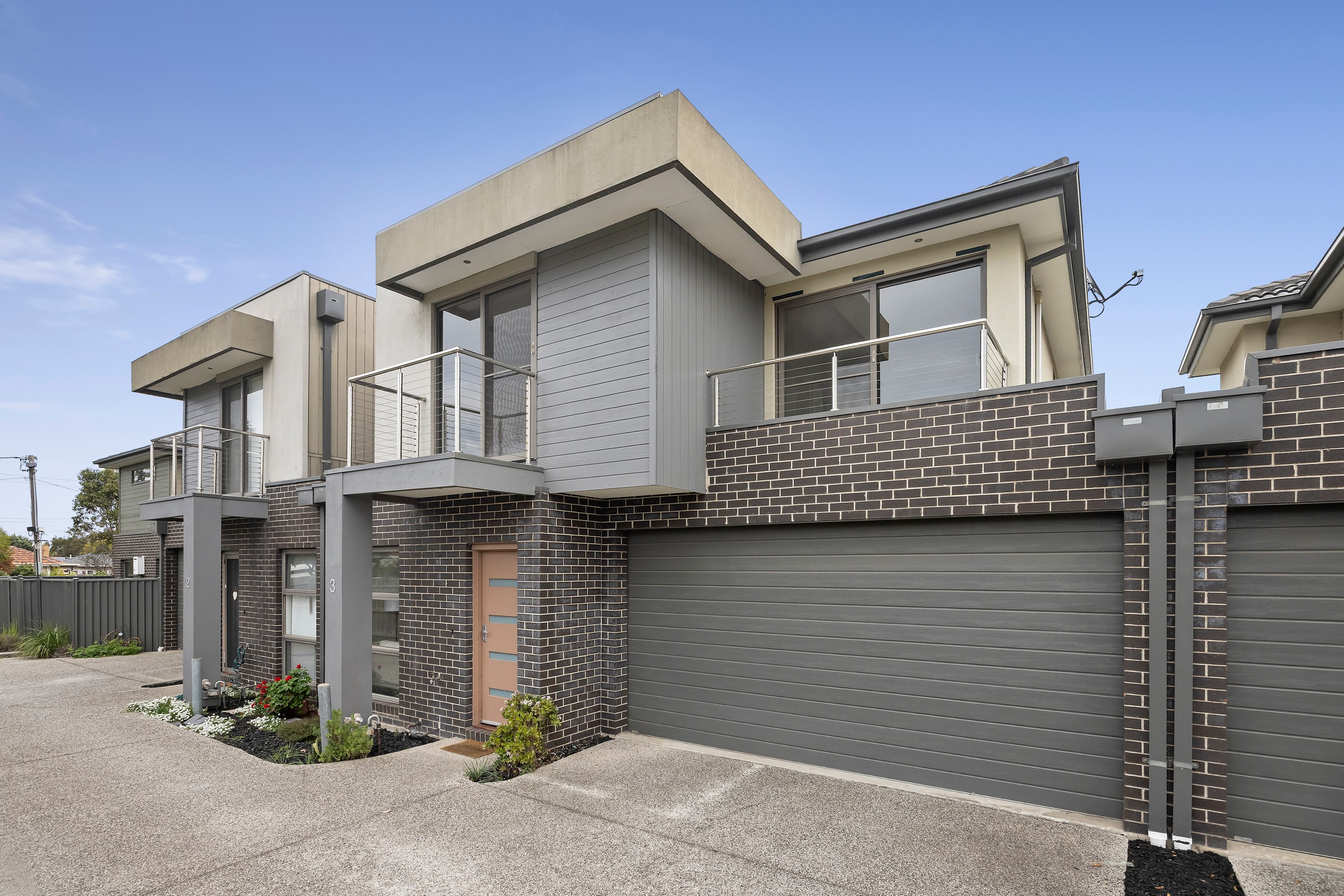 3/8 Rosshire Road, Newport, VIC 3015