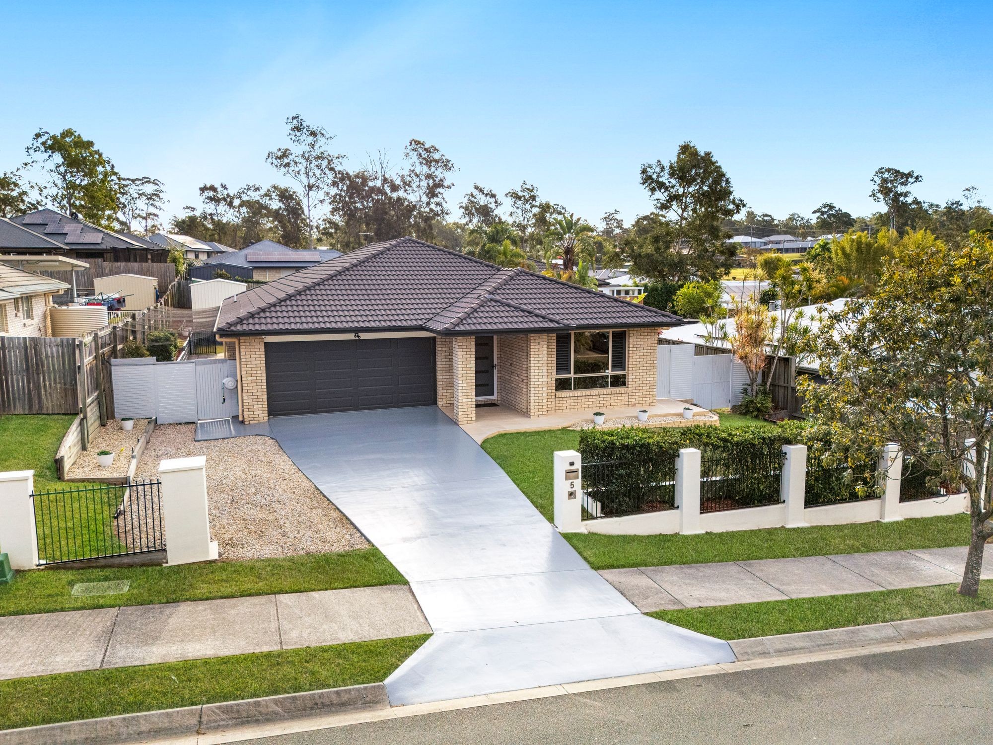 5 Forest Oak Court, Chuwar, QLD 4306