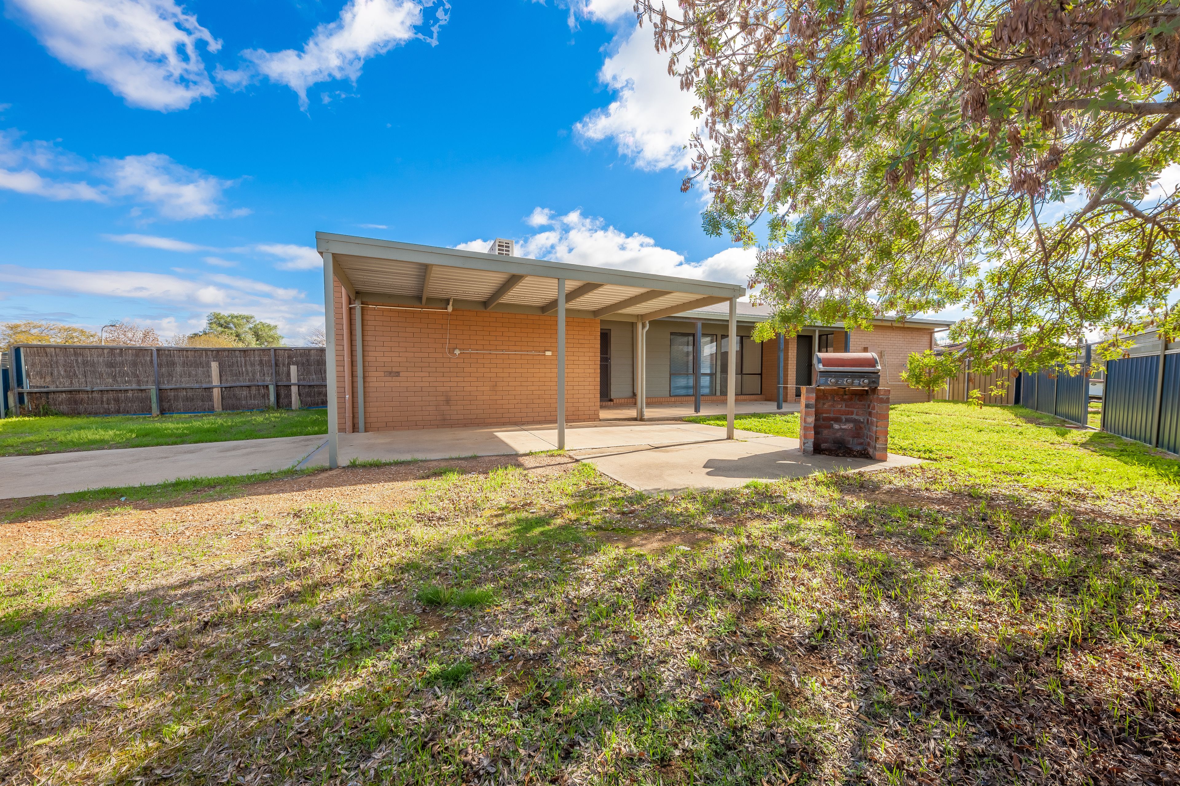 8 Conifer Close, Yarrawonga VIC 3730