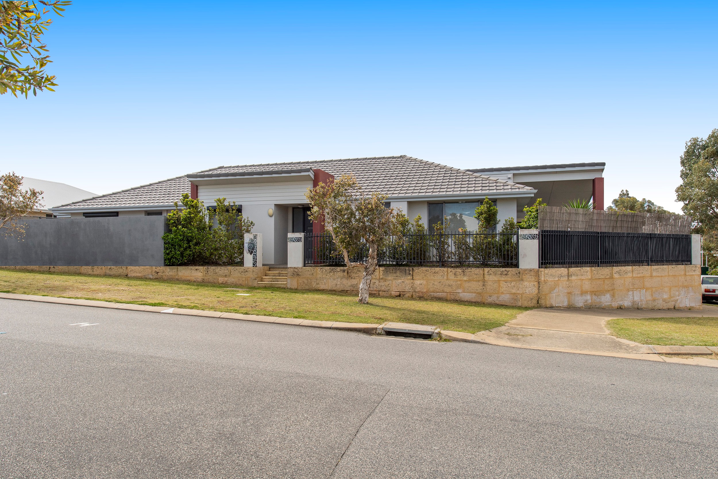 8 Amazon Drive, Baldivis, WA 6171