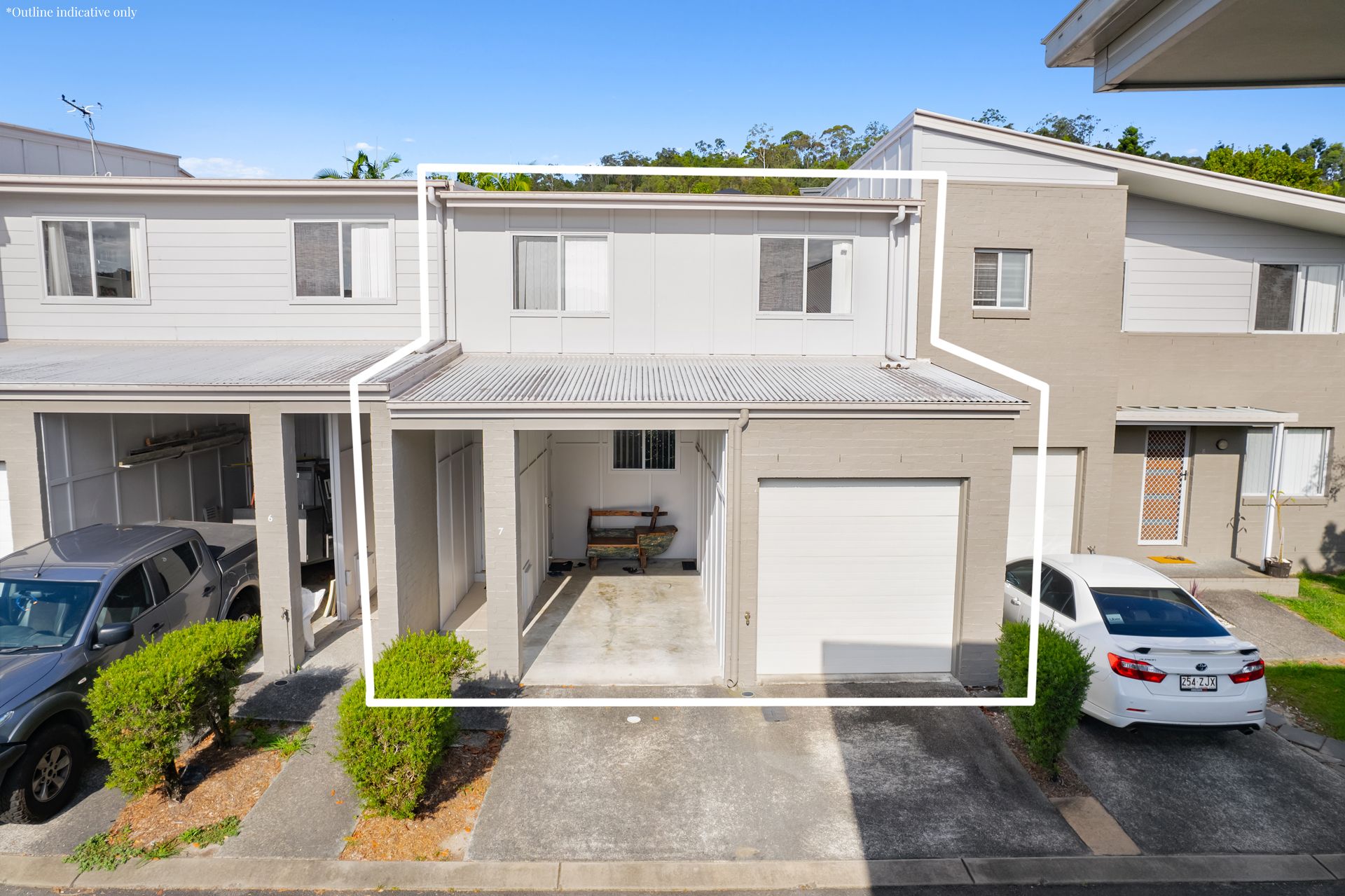 2 Toohey Street, Pacific Pines QLD 4211