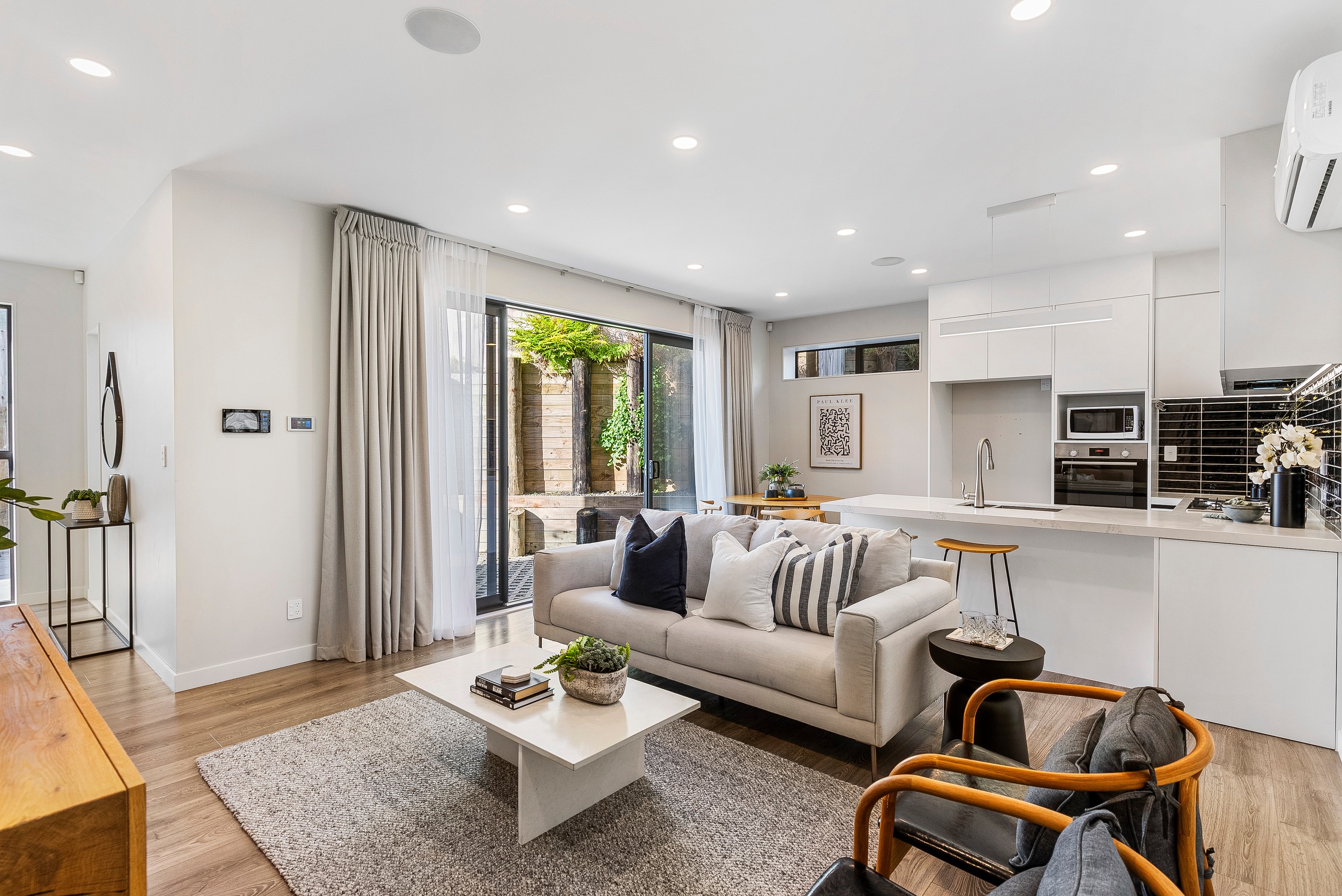 12B September Place, Forrest Hill, North Shore City