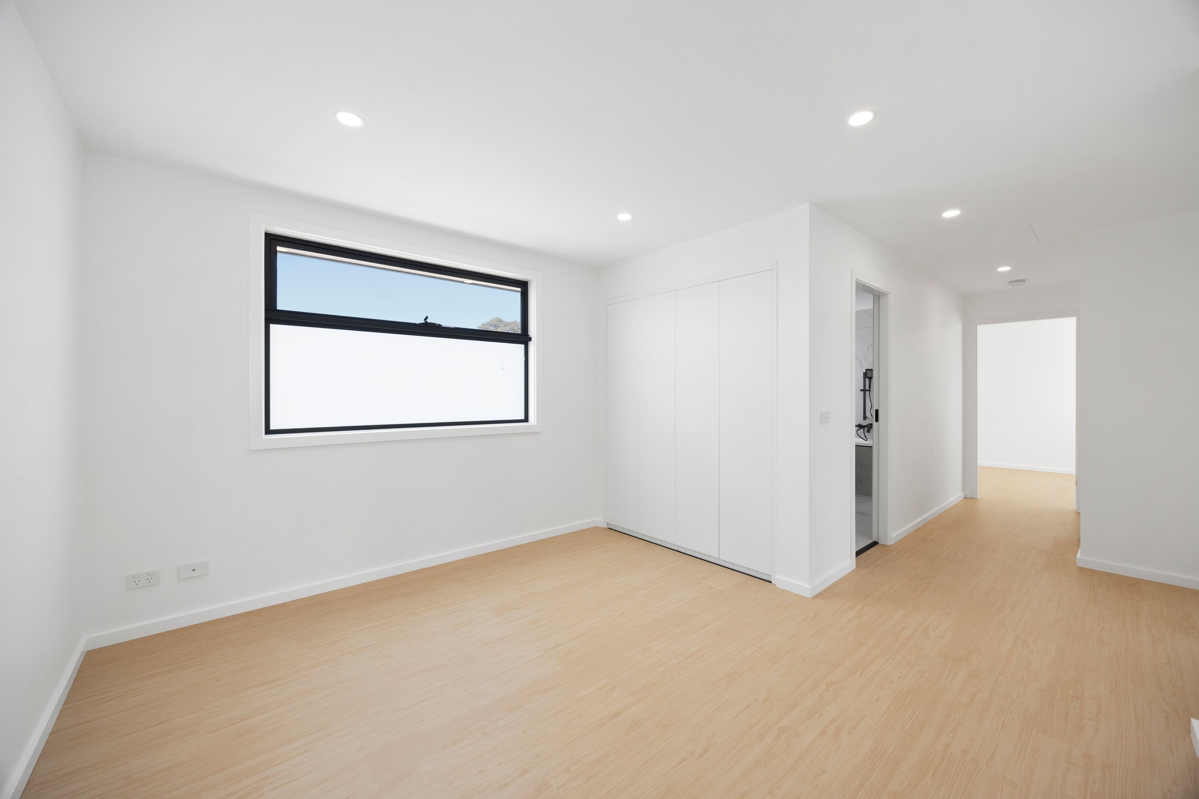 2/17 Glen Dhu Road — photo 11 of 16