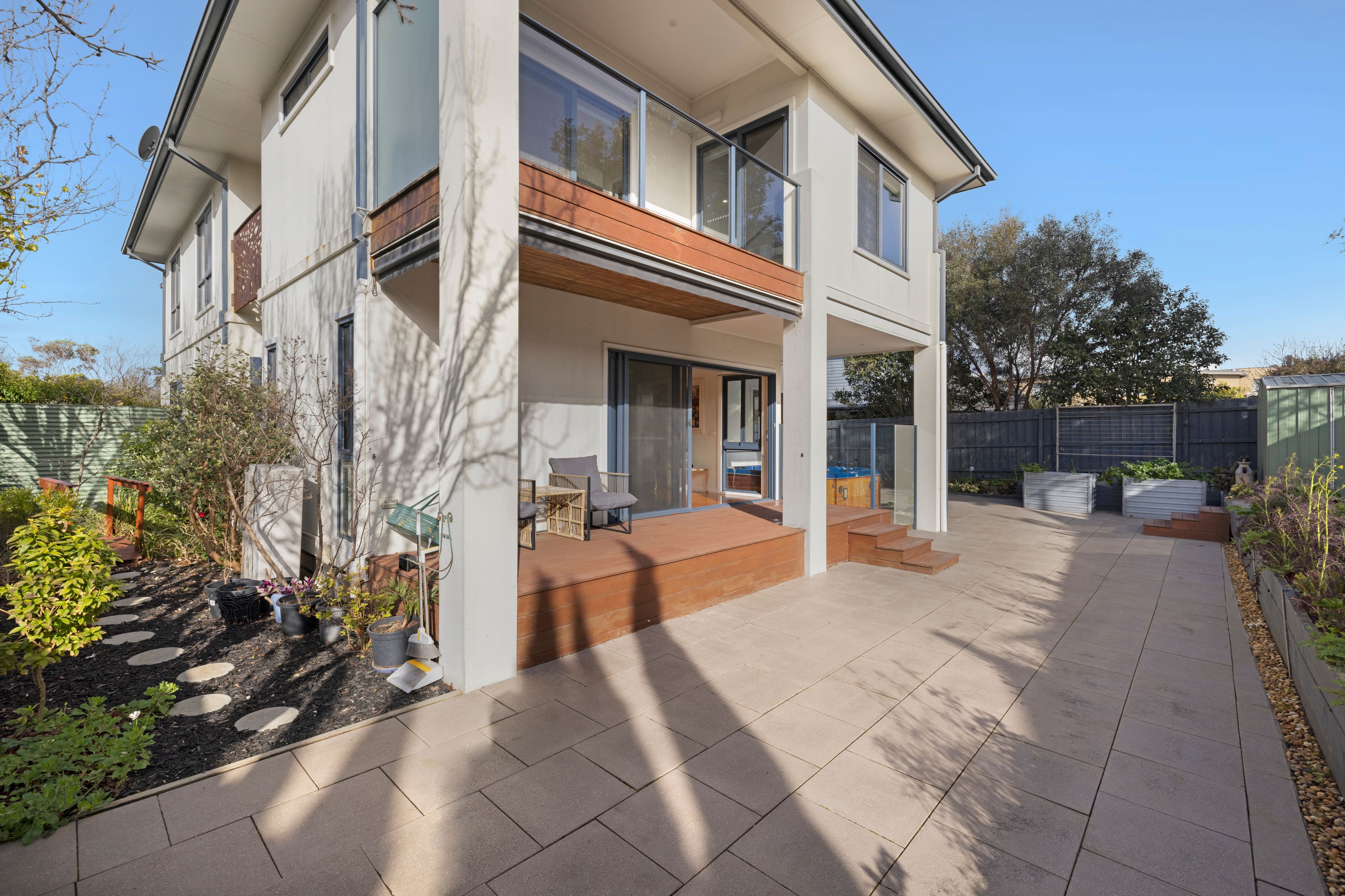 21 Riviera Street — photo 20 of 27