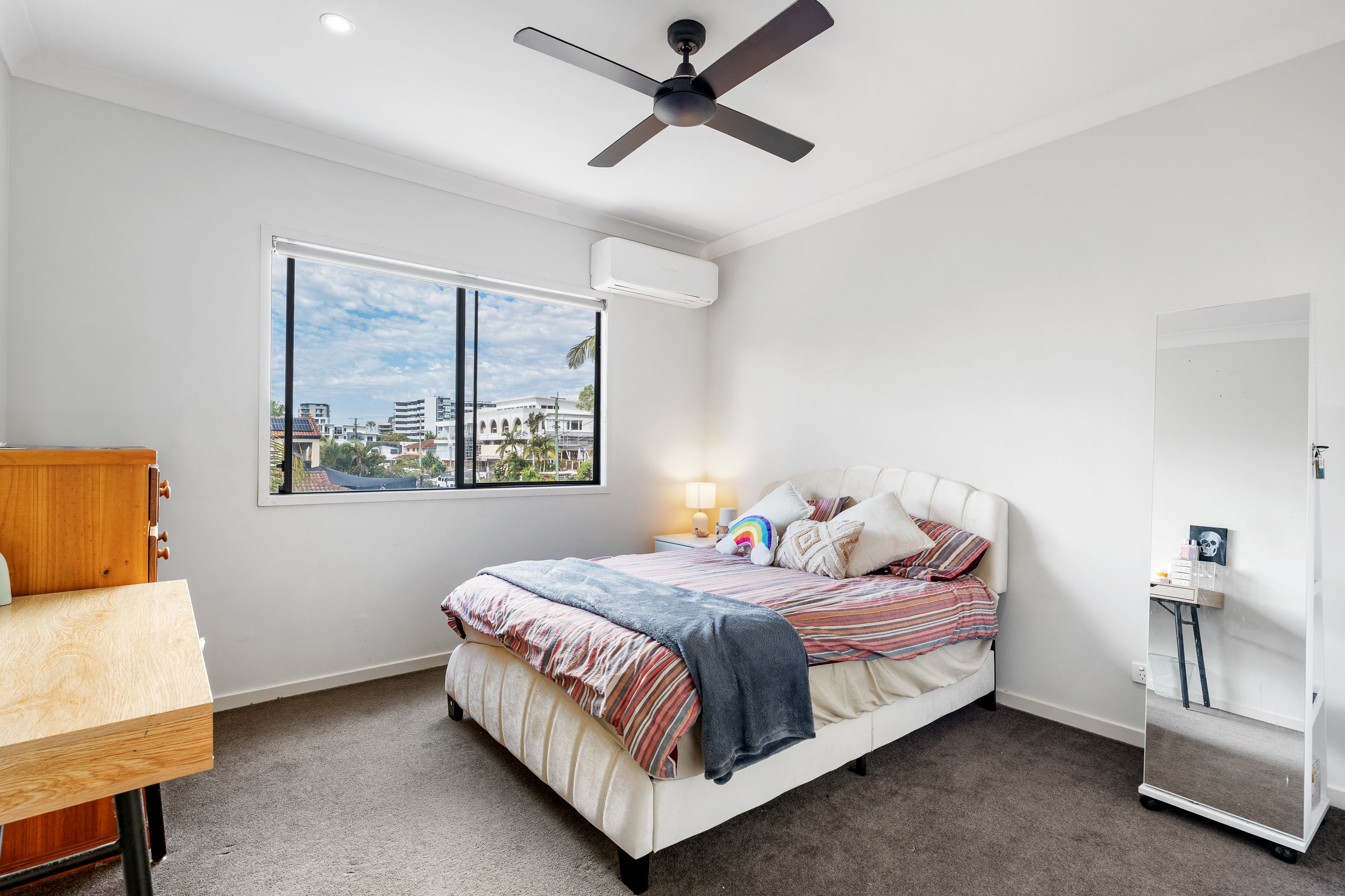2/37 Tallebudgera Drive — photo 22 of 28
