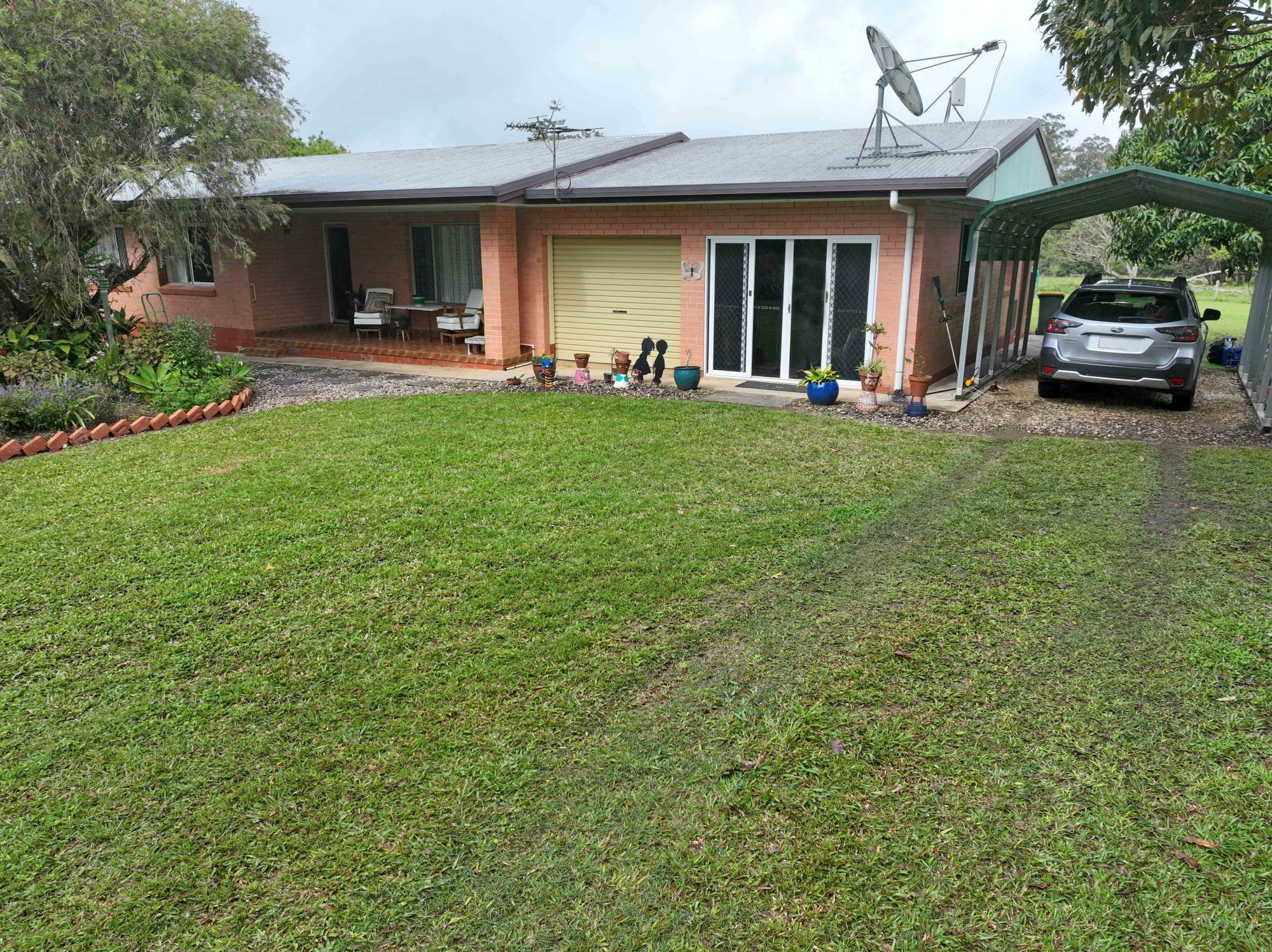 14 Croft Road — photo 4 of 30