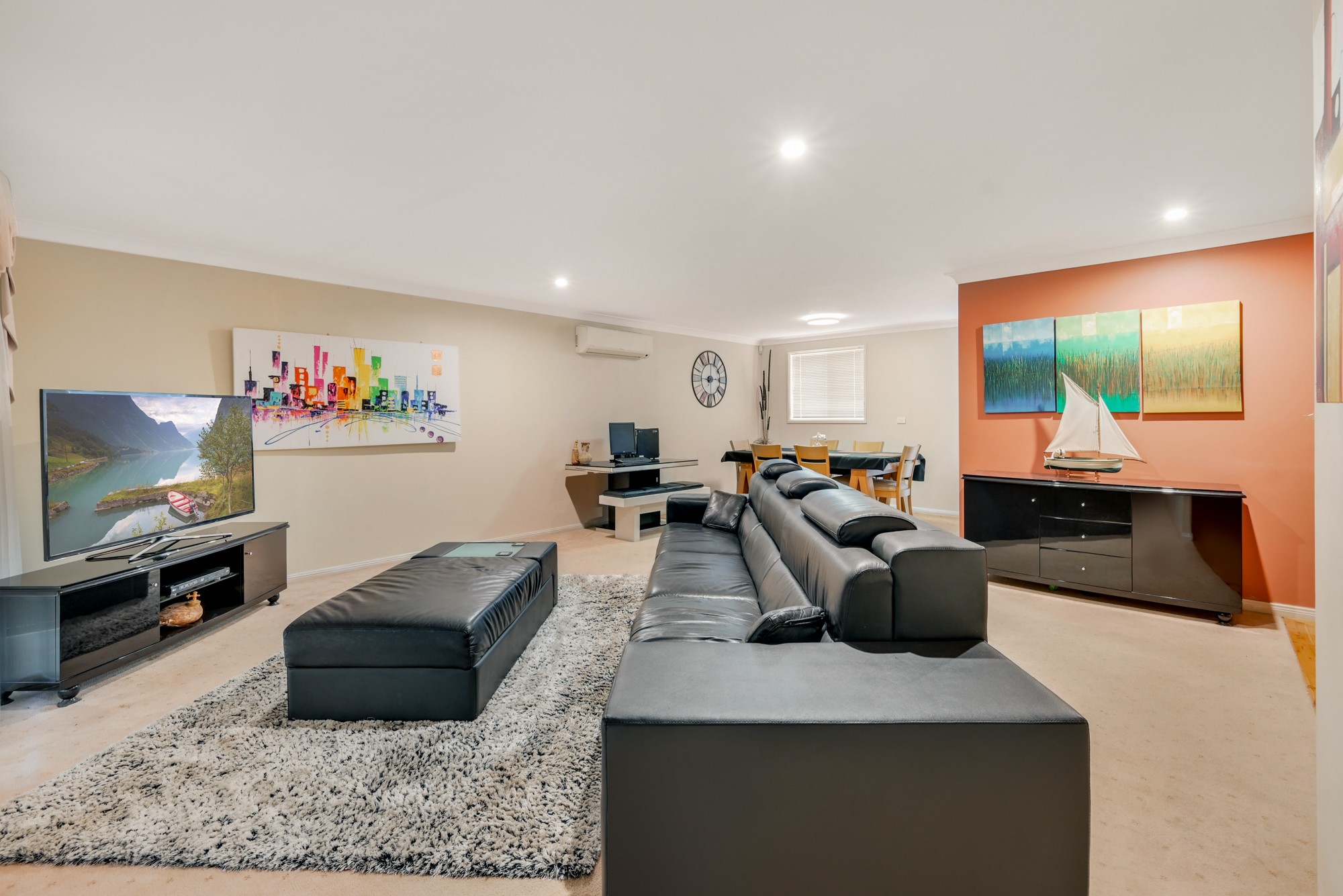 1 Grimwig Crescent, Ambarvale, NSW 2560