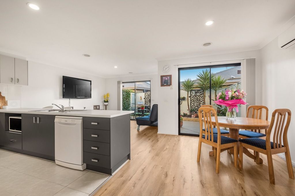 24 Pimpinella Pass, Mernda, VIC 3754