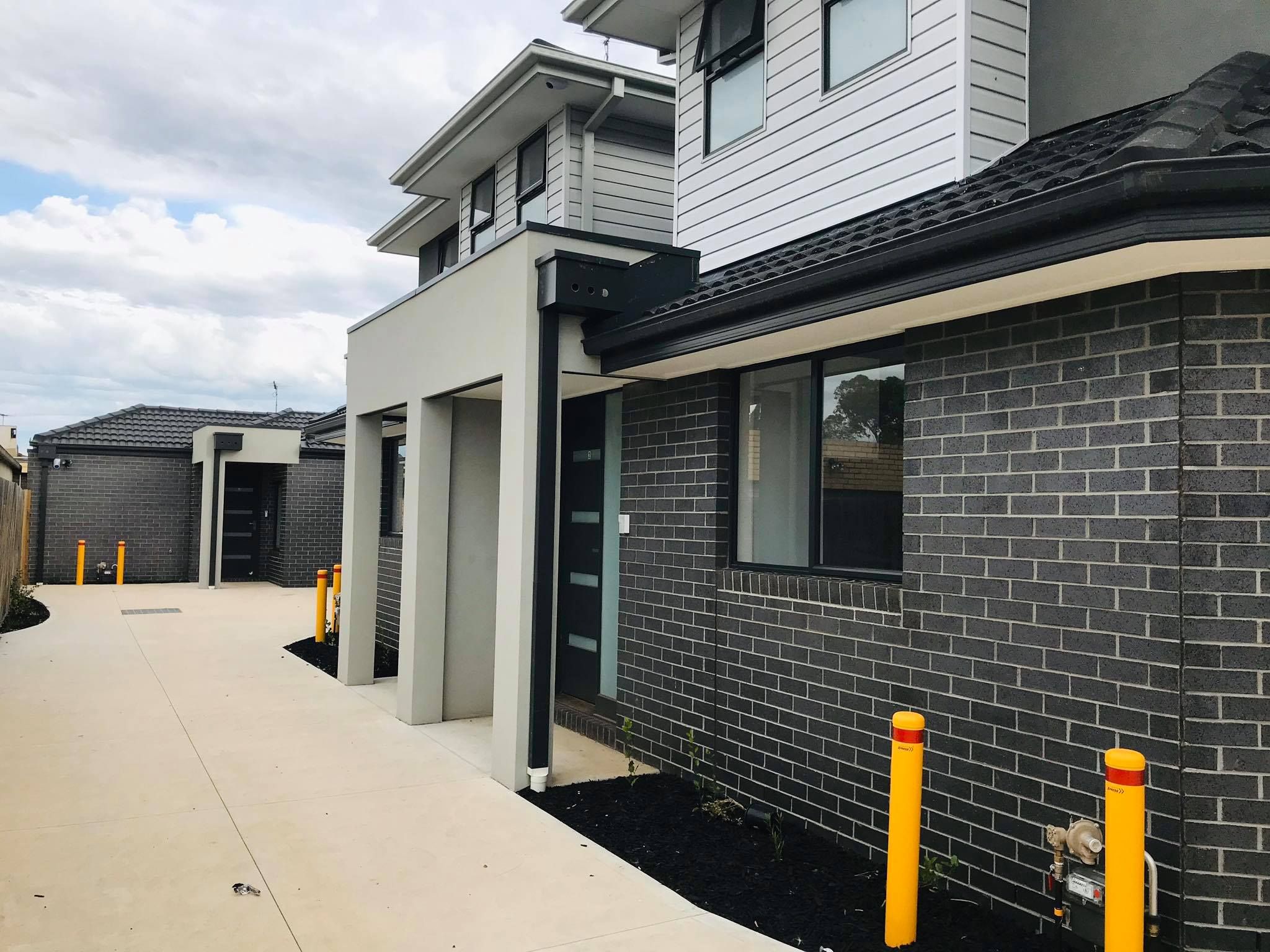 2/23 Tucker Street — photo from Ray White Coburg