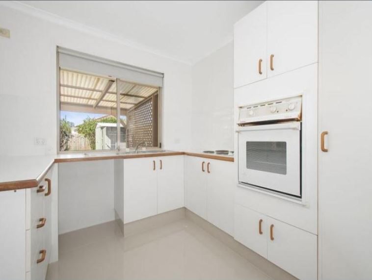 34 Cumberland Drive, Varsity Lakes, QLD 4227