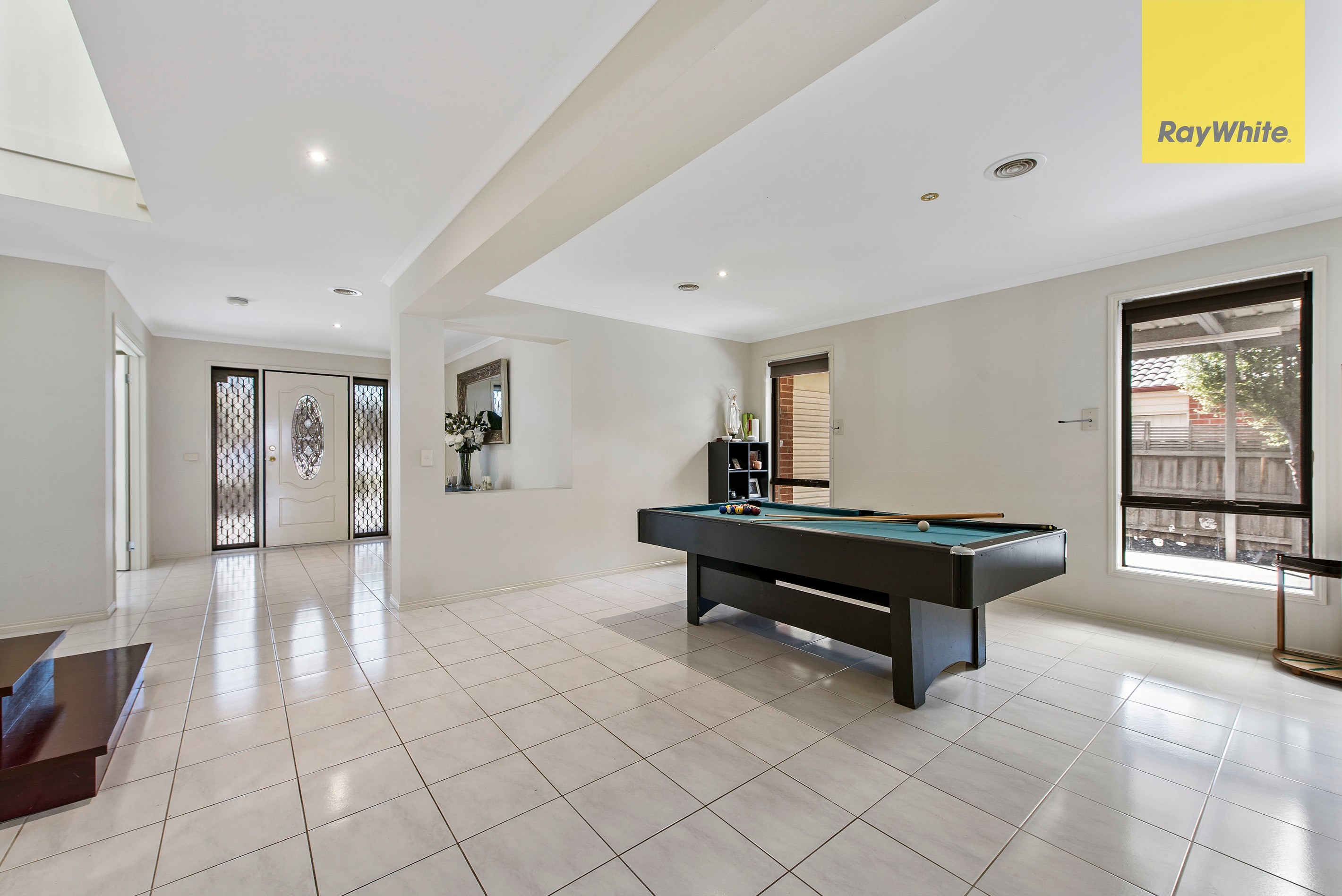16 Amber Way, Taylors Hill, VIC 3037