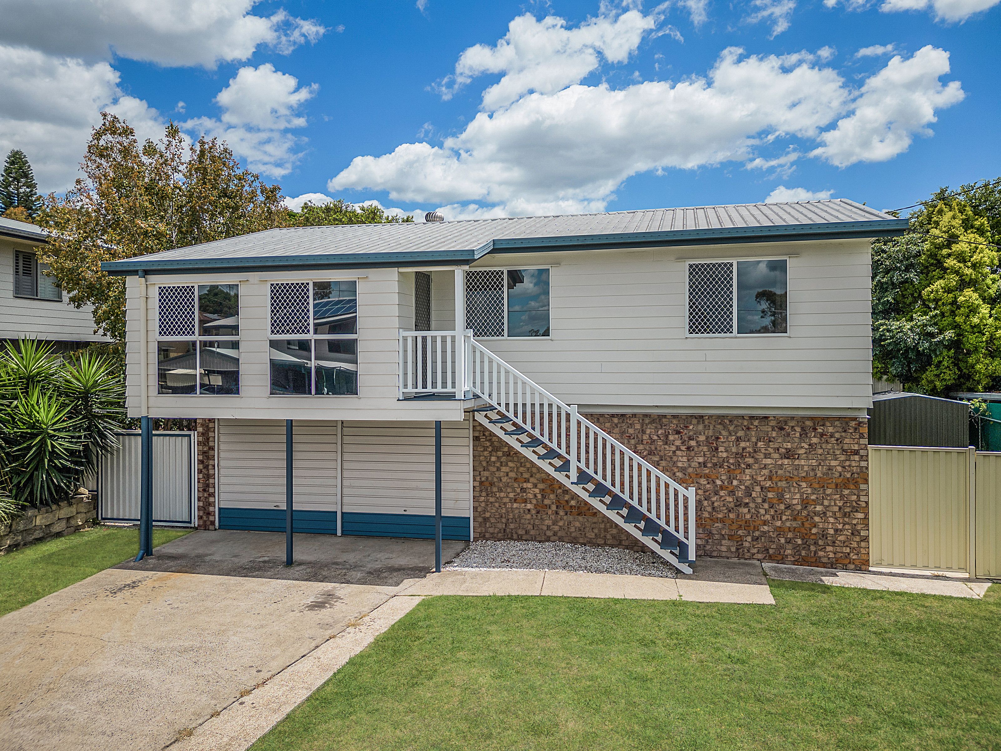 5 Skinner Crescent, Silkstone, QLD 4304