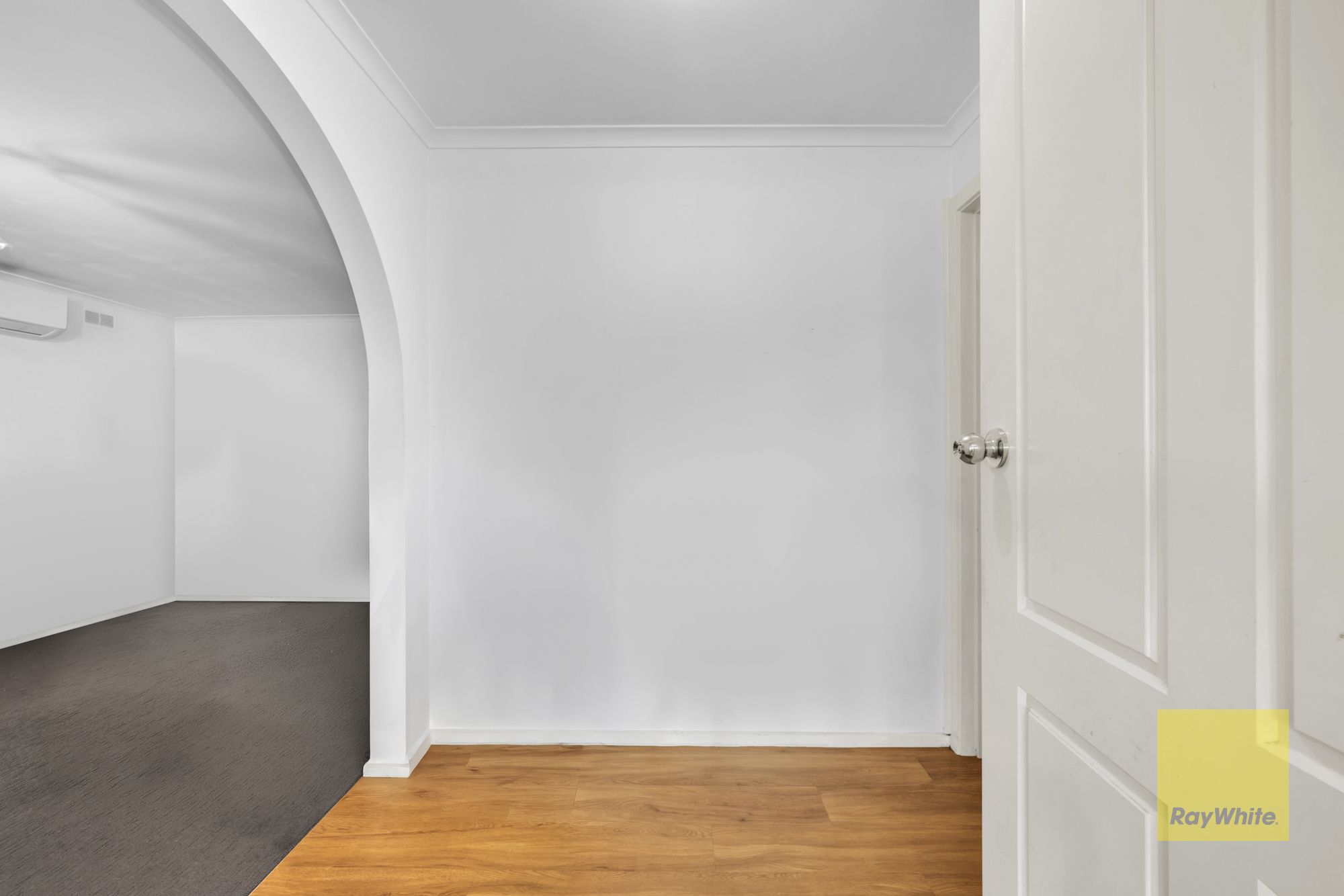 65 Evergreen Avenue — photo 3 of 20