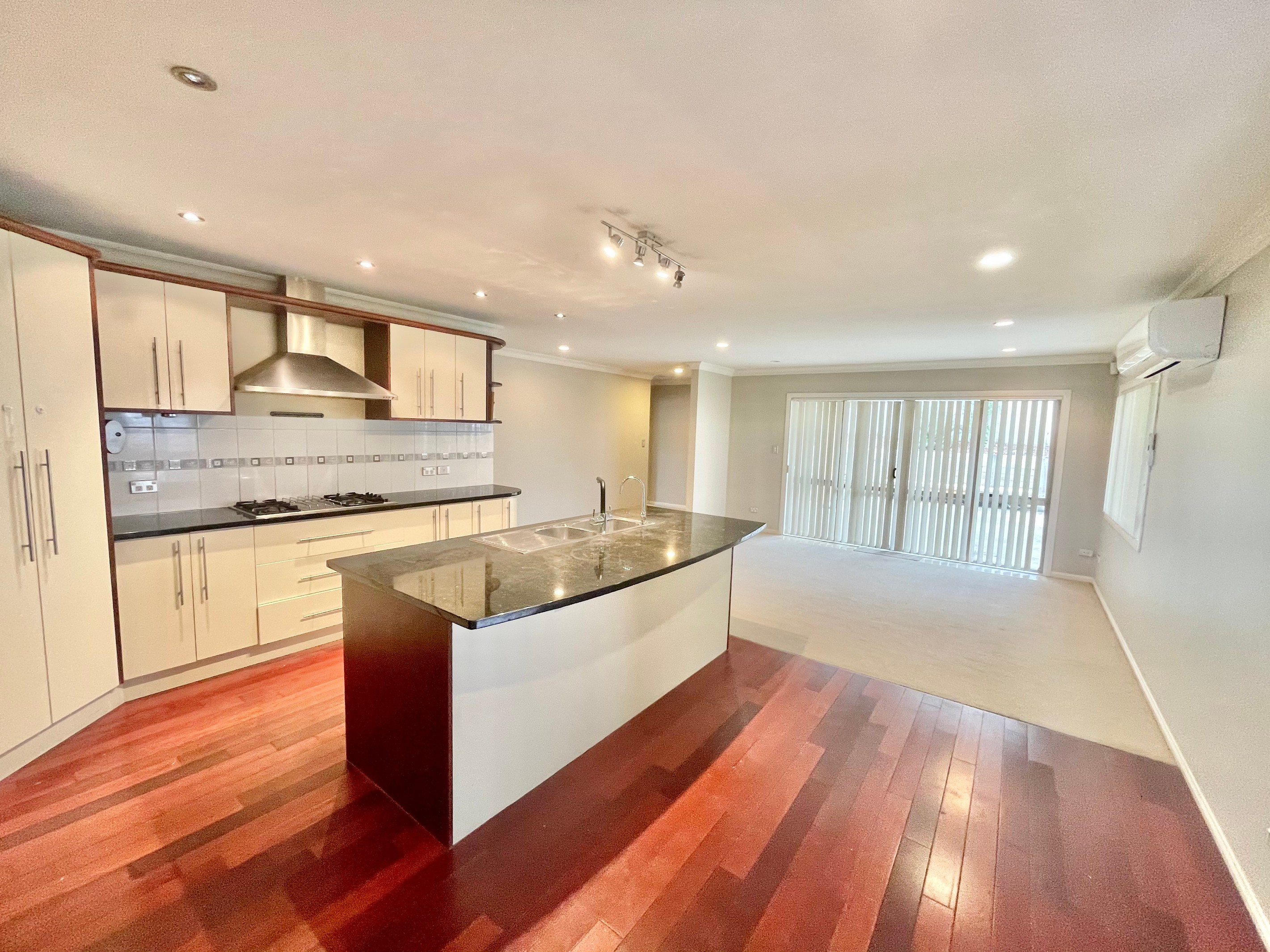 24 Sapperton Drive, Henderson, Waitakere City