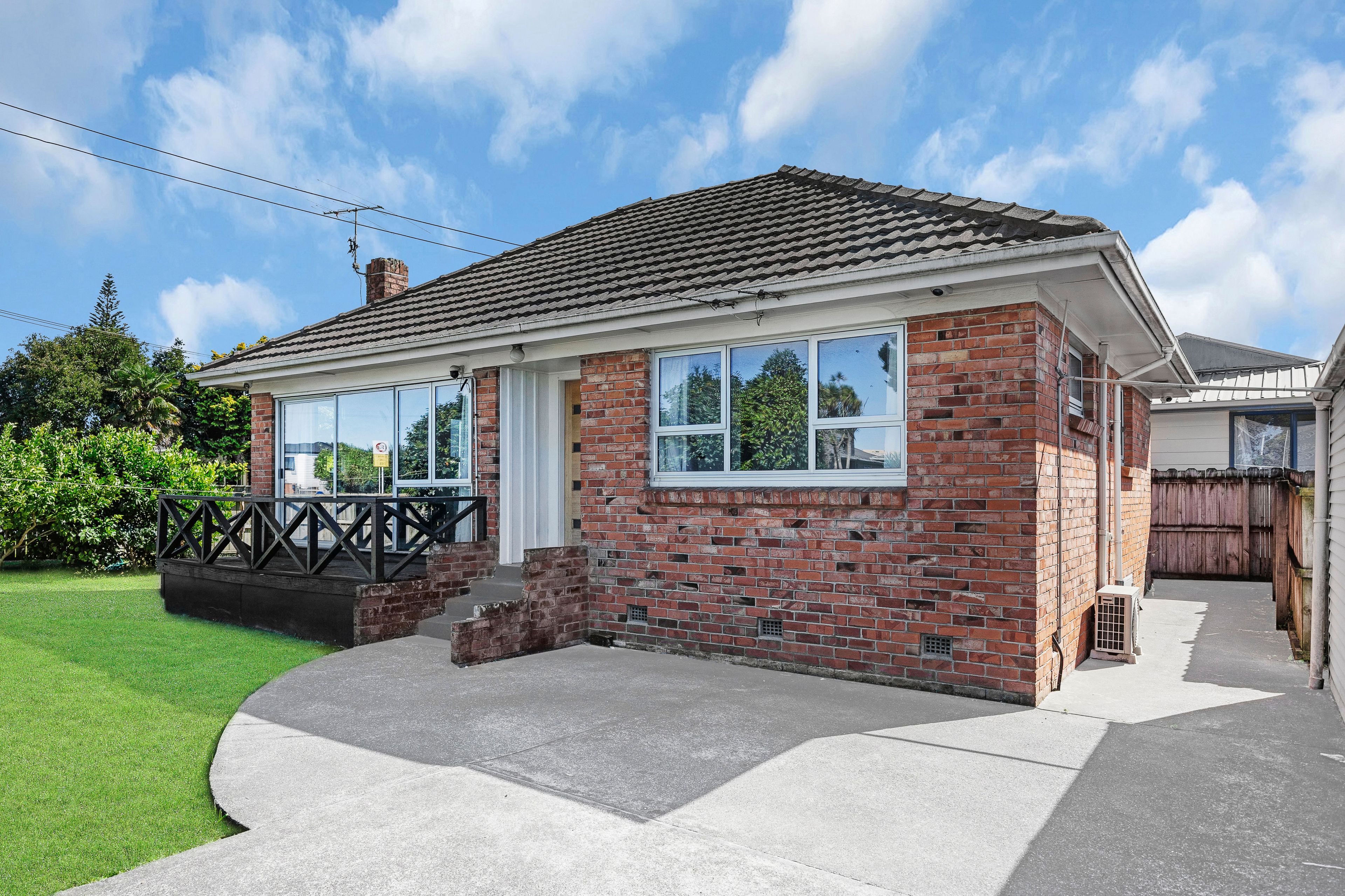 97 Russell Road, Manurewa, Manukau City
