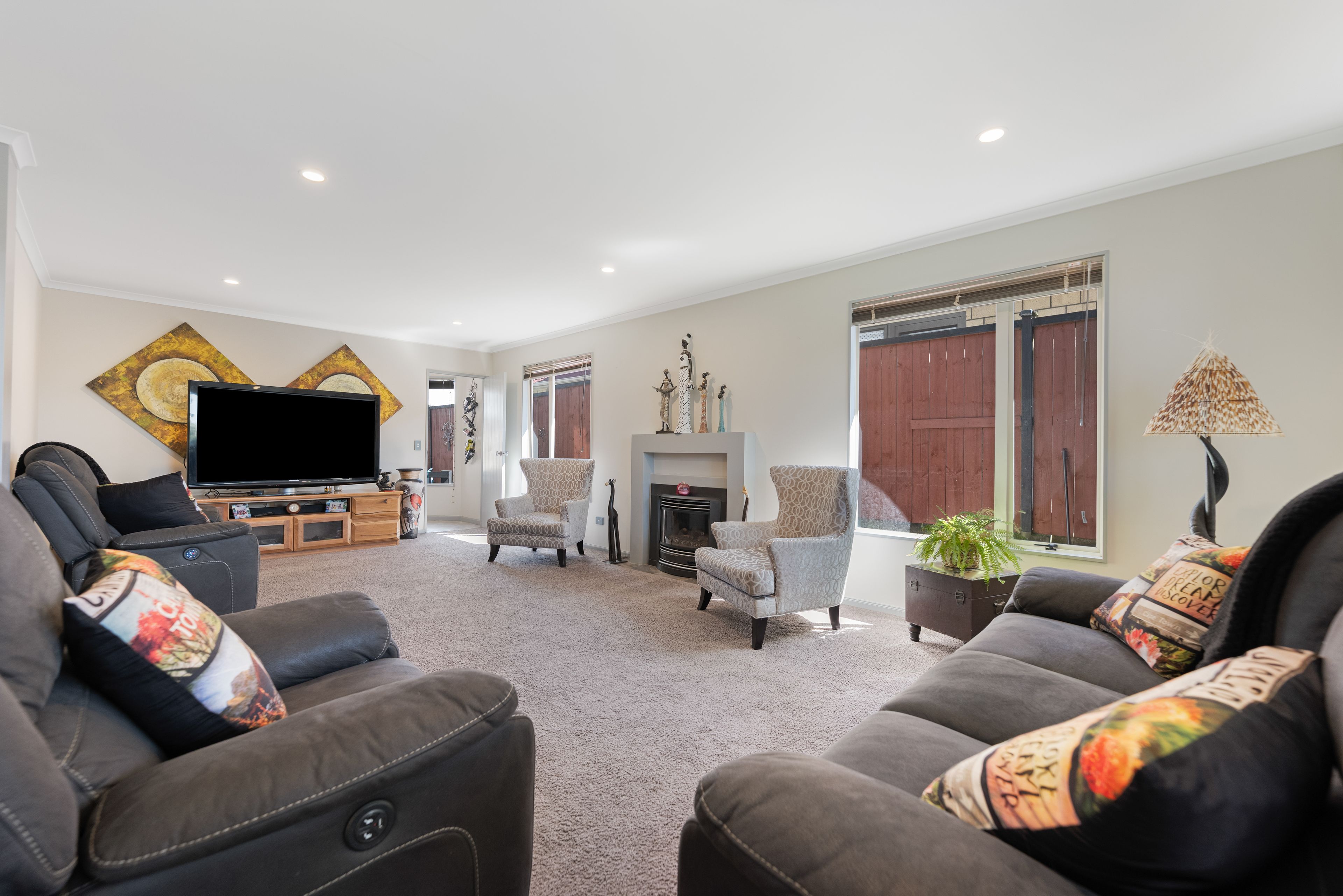 83 Wayne Francis Drive, Flat Bush, Manukau City