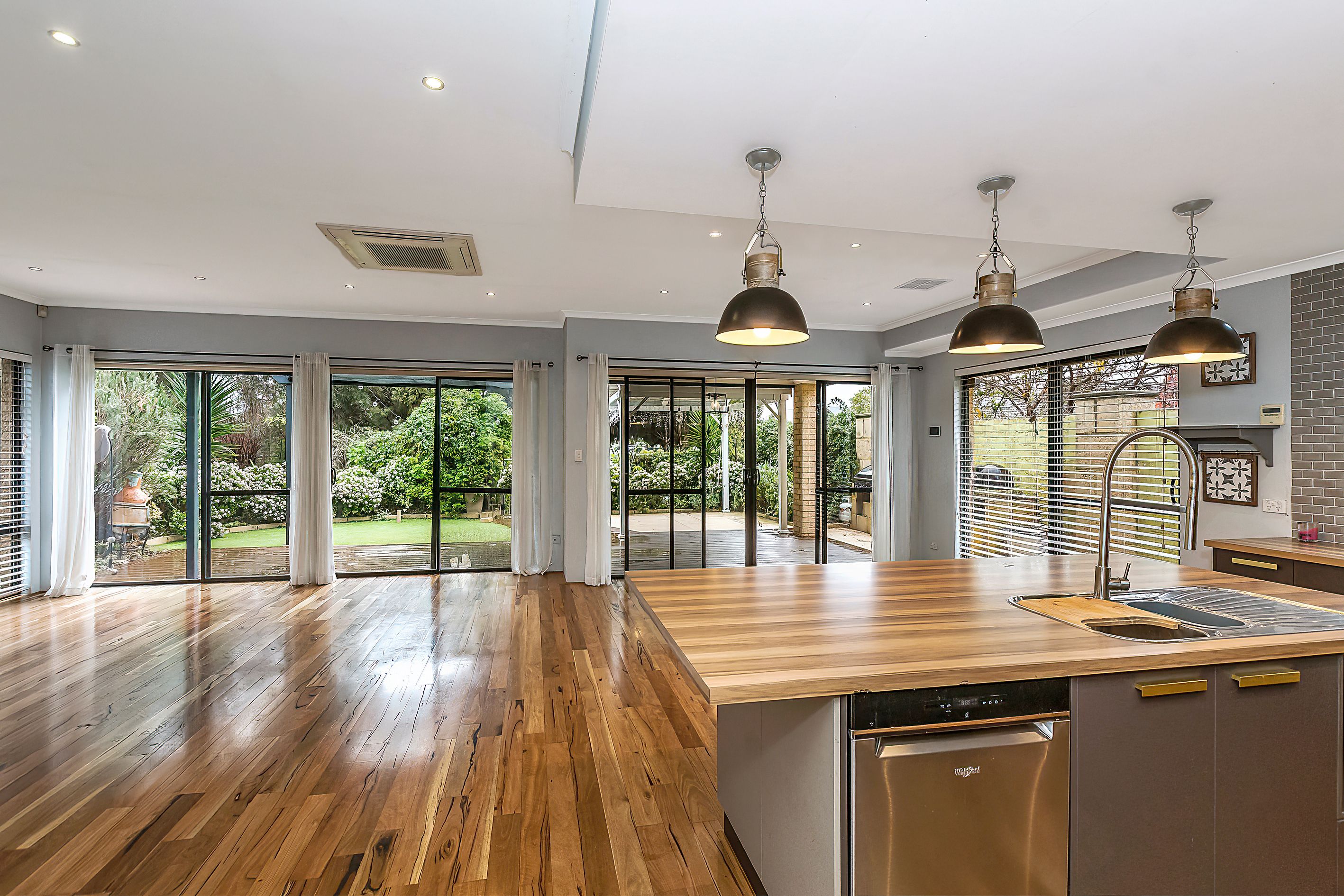 2 Melaleuca Lane, Baldivis, WA 6171