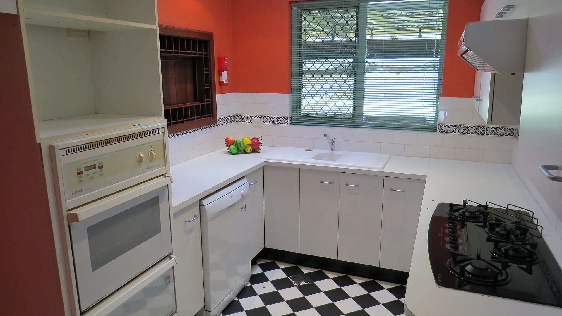 7 Billabong Way, Mount Nasura, WA 6112