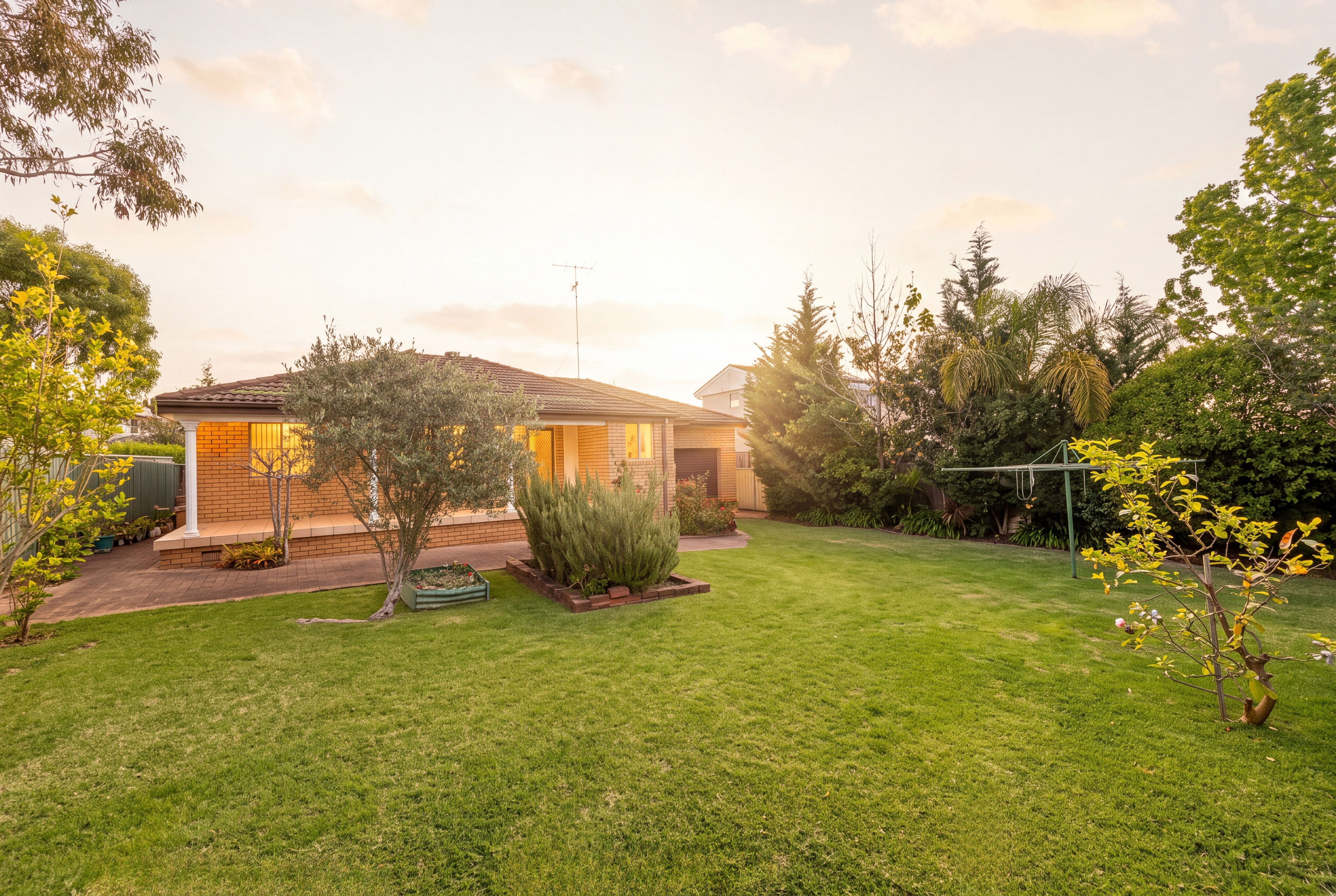 32 Almeria Avenue — photo 13 of 13