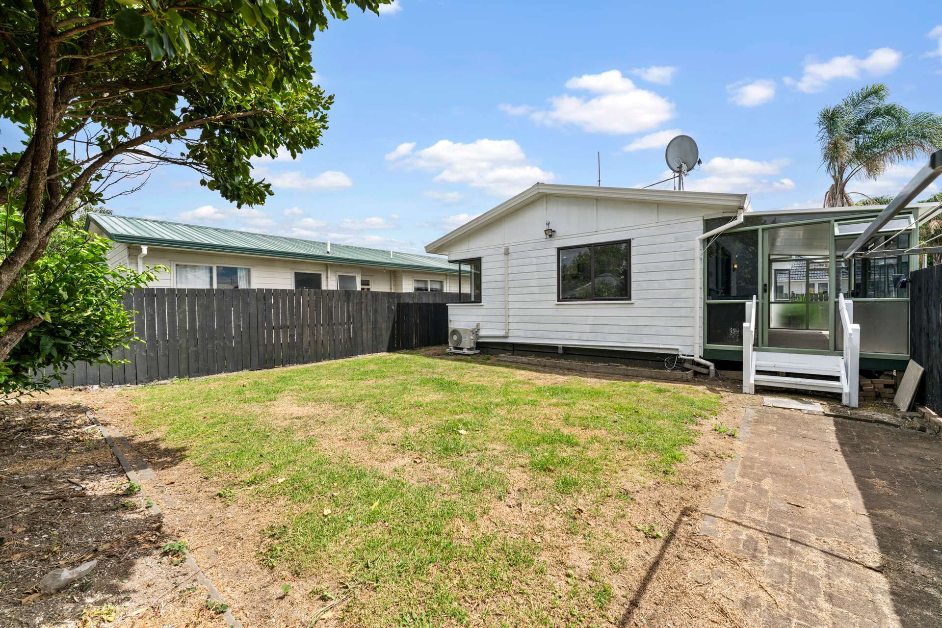 2/12 Graham Road, photo 12