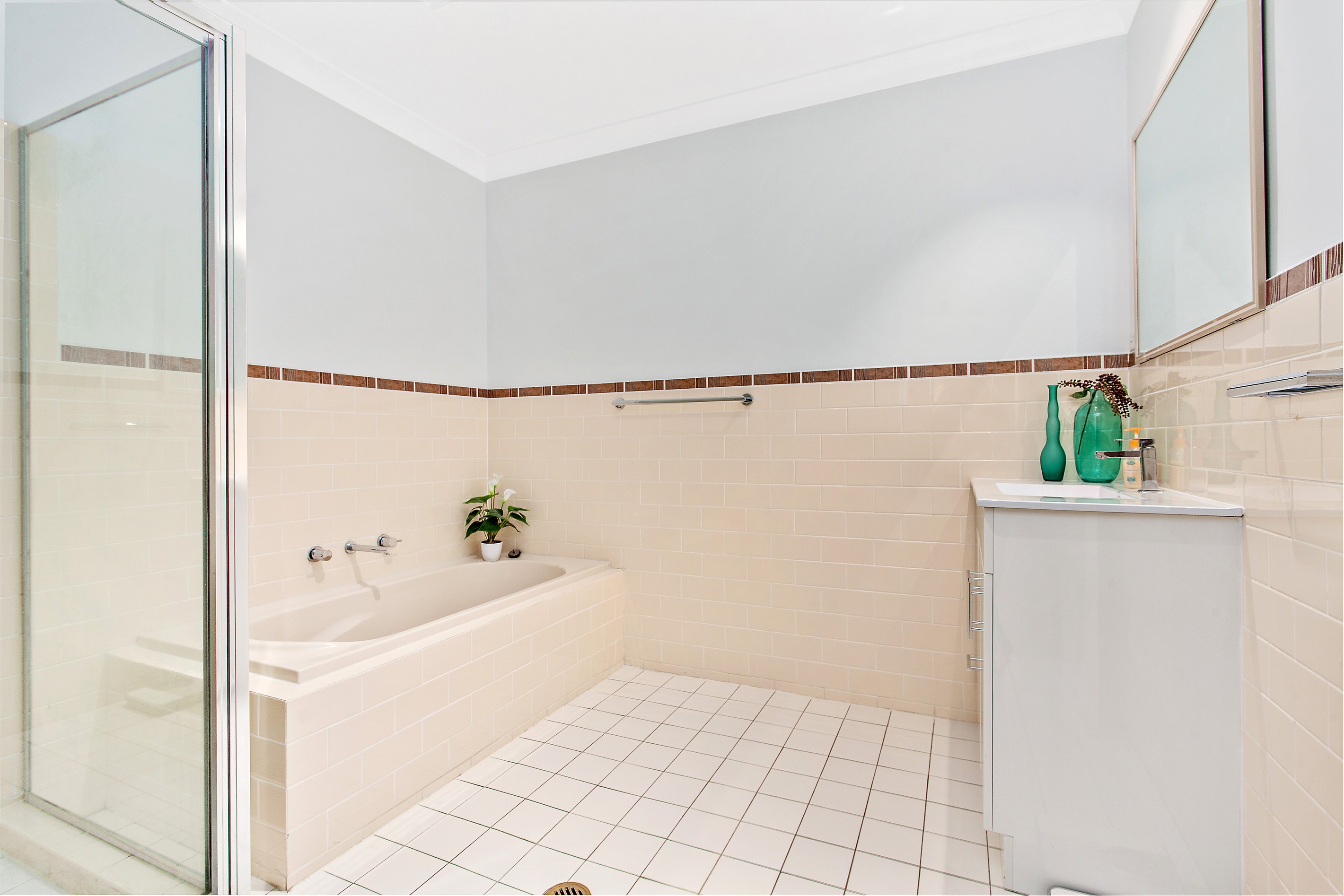 2/14 Huon Crescent, Albion Park, NSW 2527