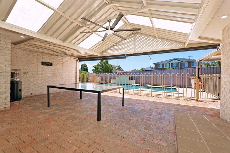 98 Glengarry Drive, Glenmore Park, NSW 2745