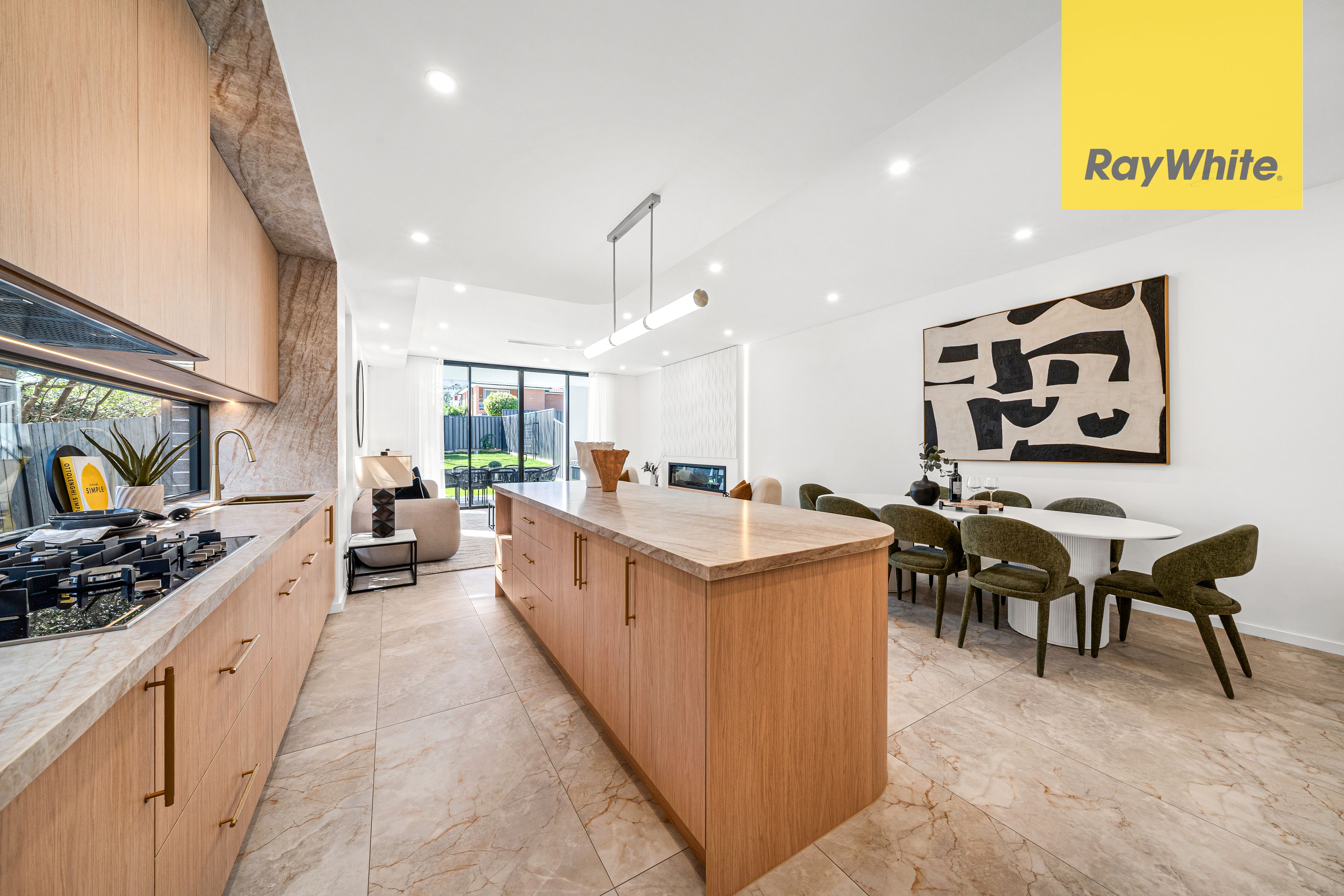 14 Lansdowne Street — photo 4 of 12