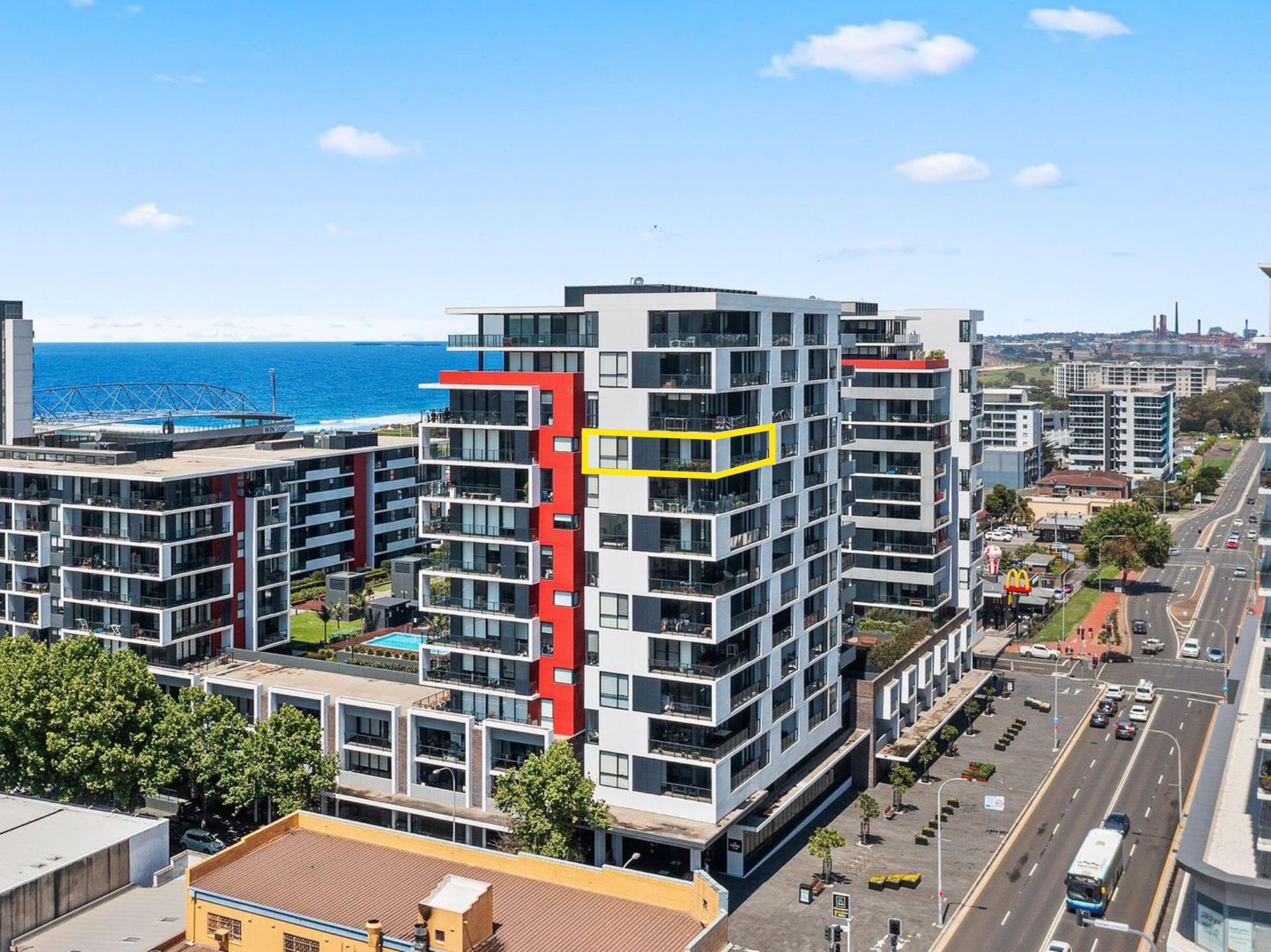 A906/41 Crown Street, Wollongong, NSW 2500