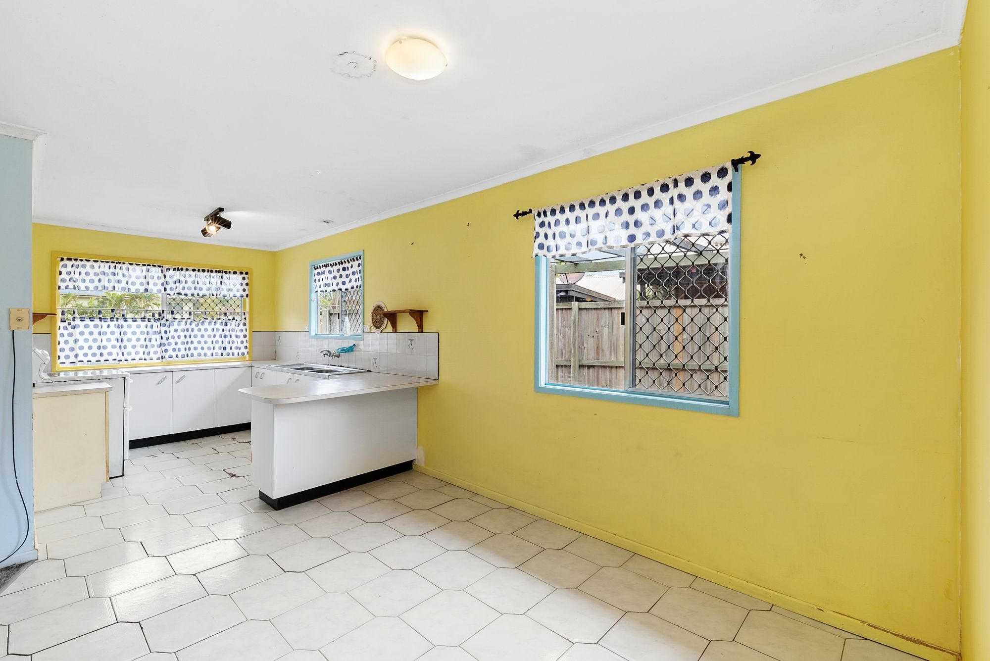 5 Hughes Street, Deception Bay, QLD 4508