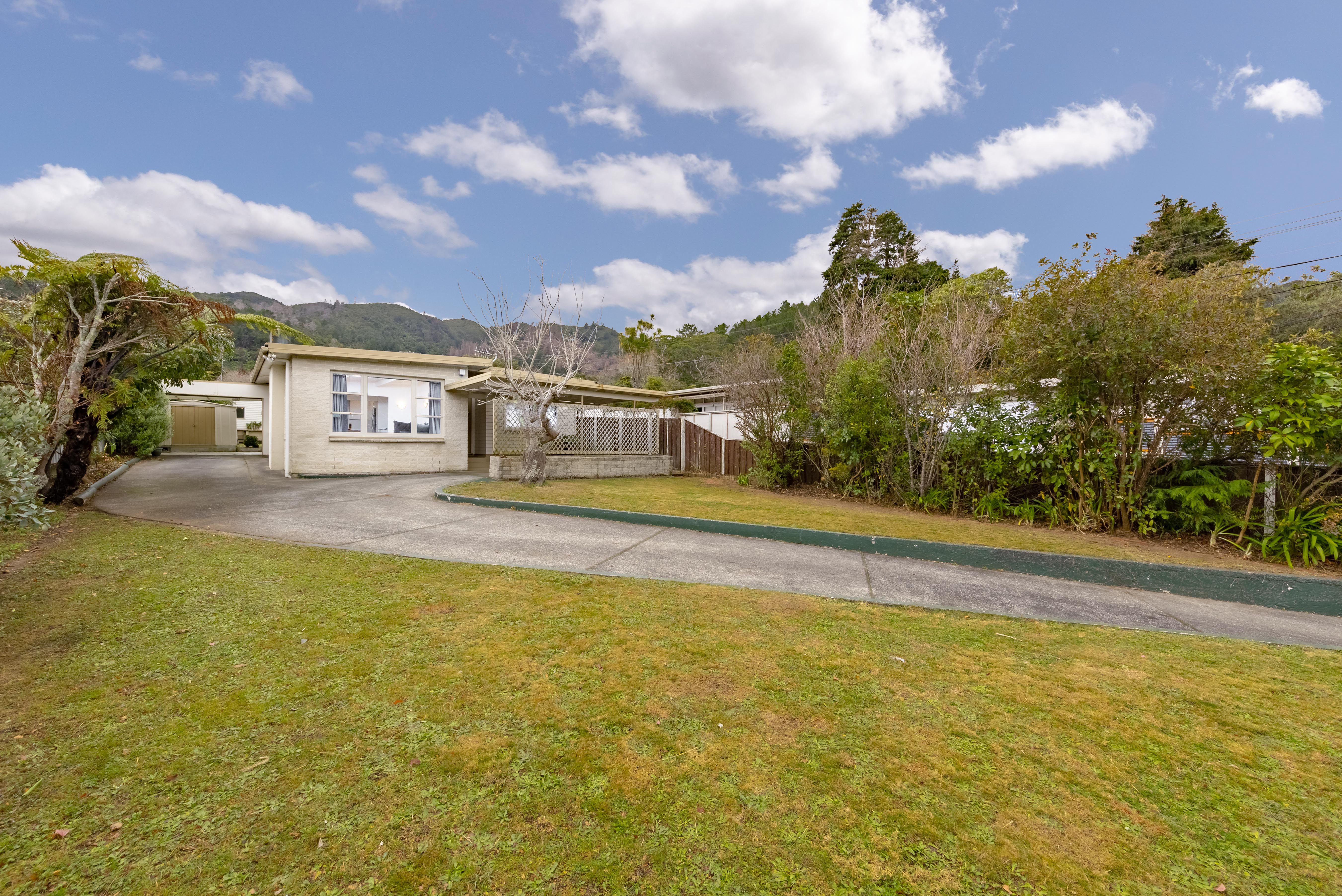 429 Stokes Valley Road, Stokes Valley, Lower Hutt City