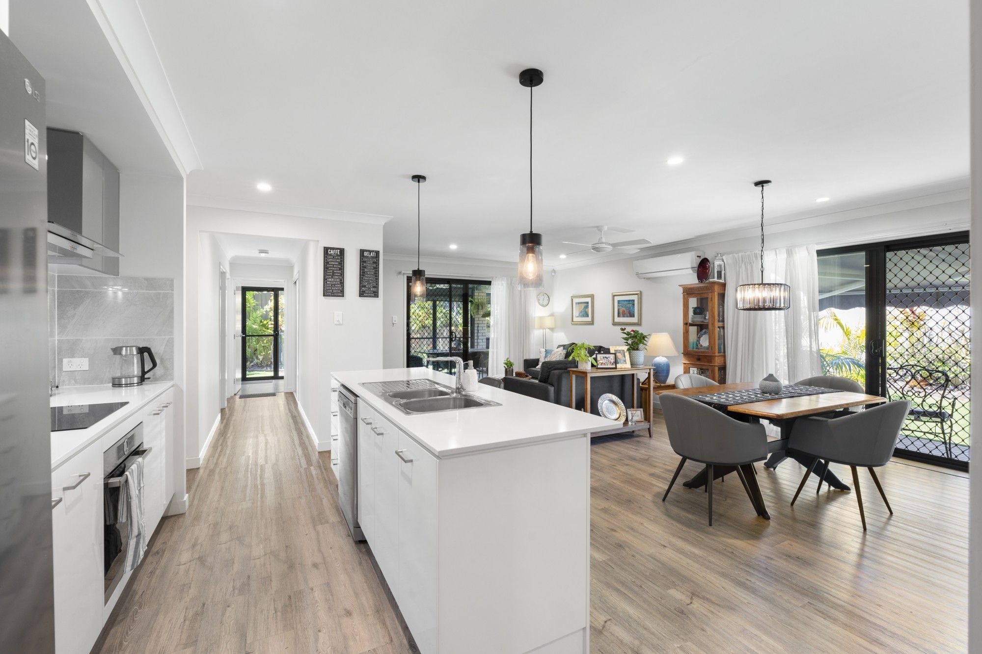 23 Roxborough Street, Canungra, QLD 4275