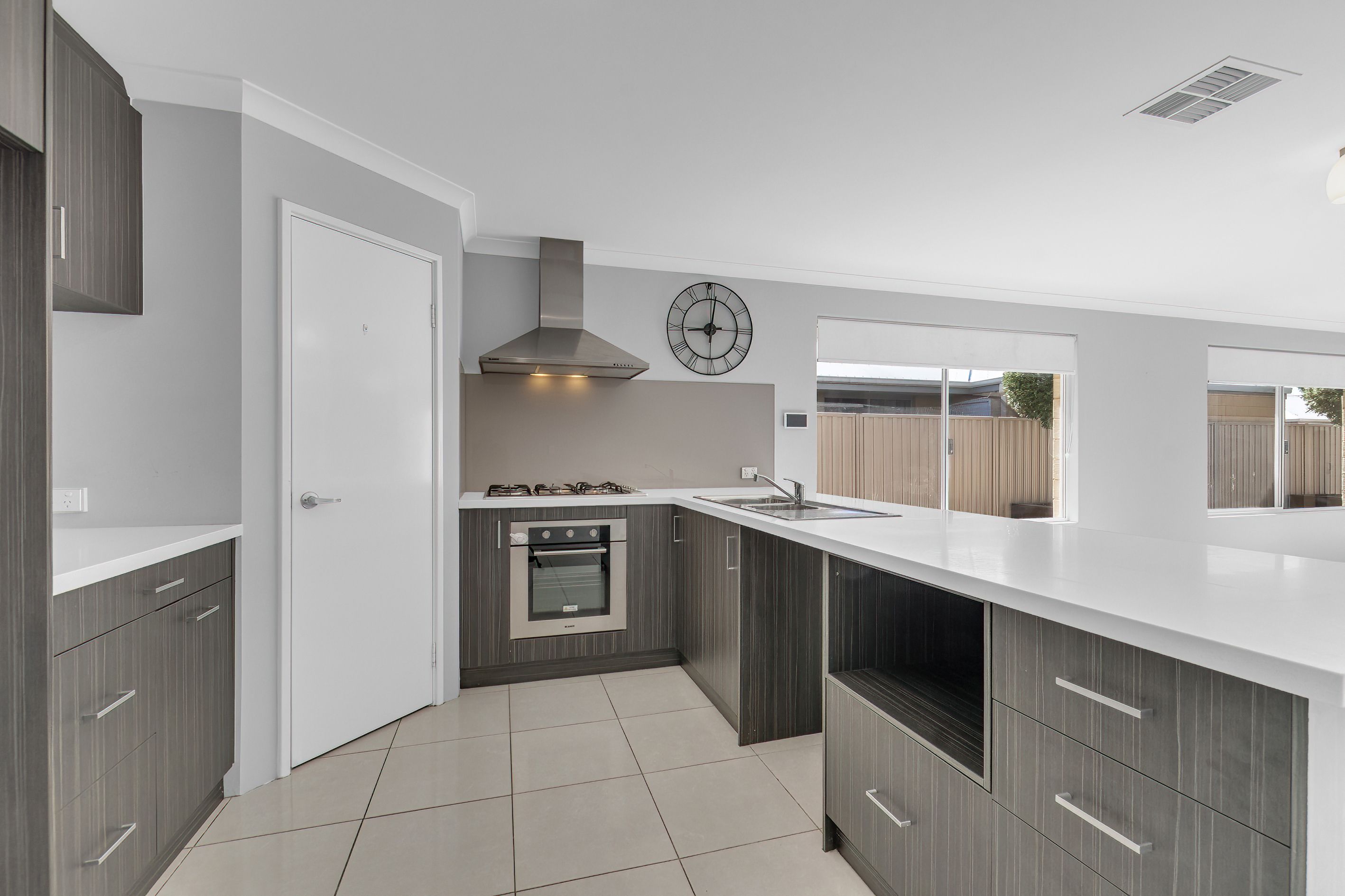 7 Canter Lane — photo 9 of 19