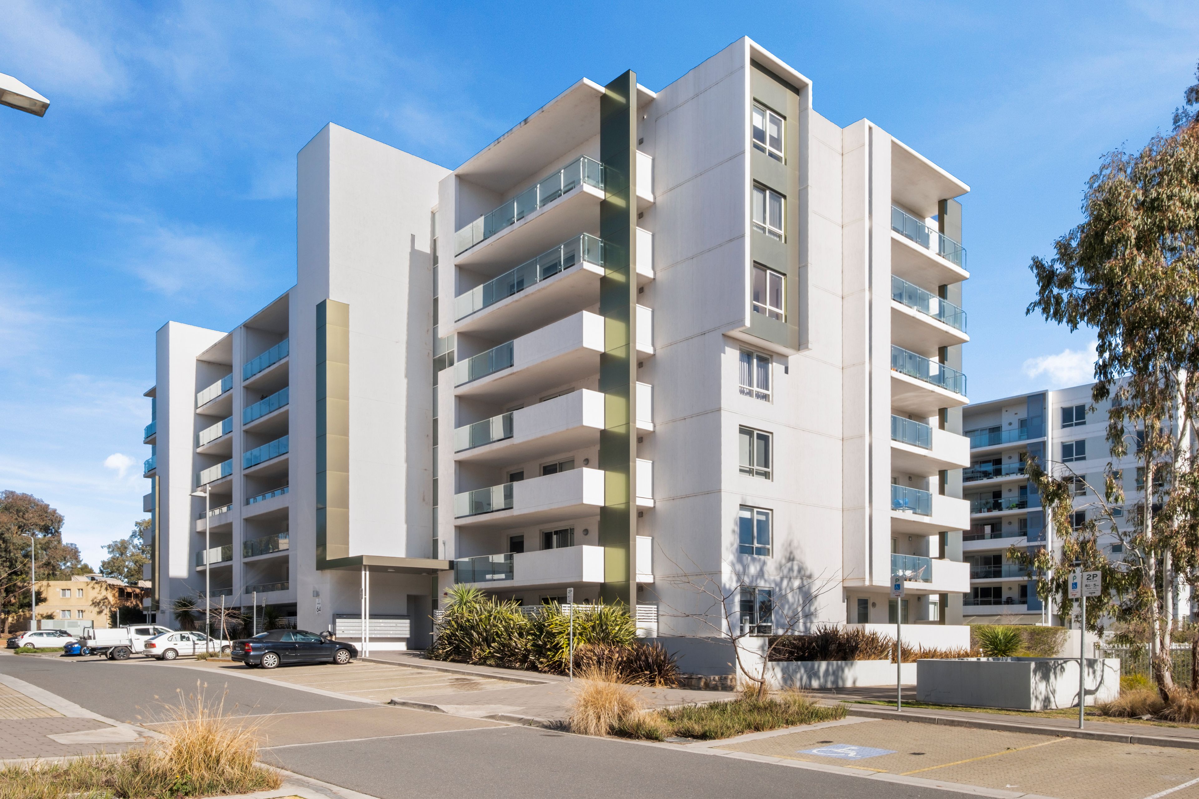 82/64 College Street, Belconnen, ACT 2617