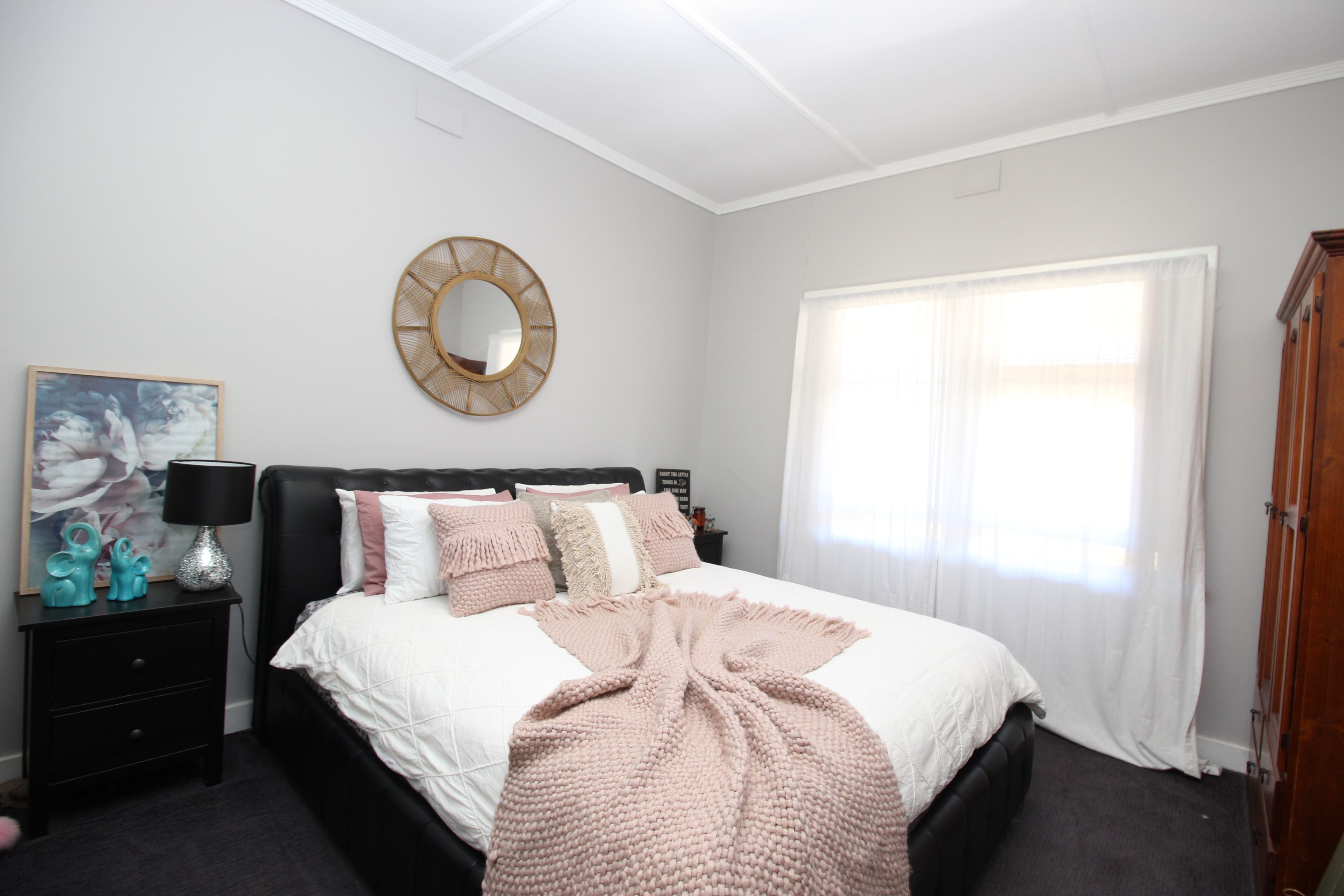 24 Lawrie Terrace, Waikerie, SA 5330