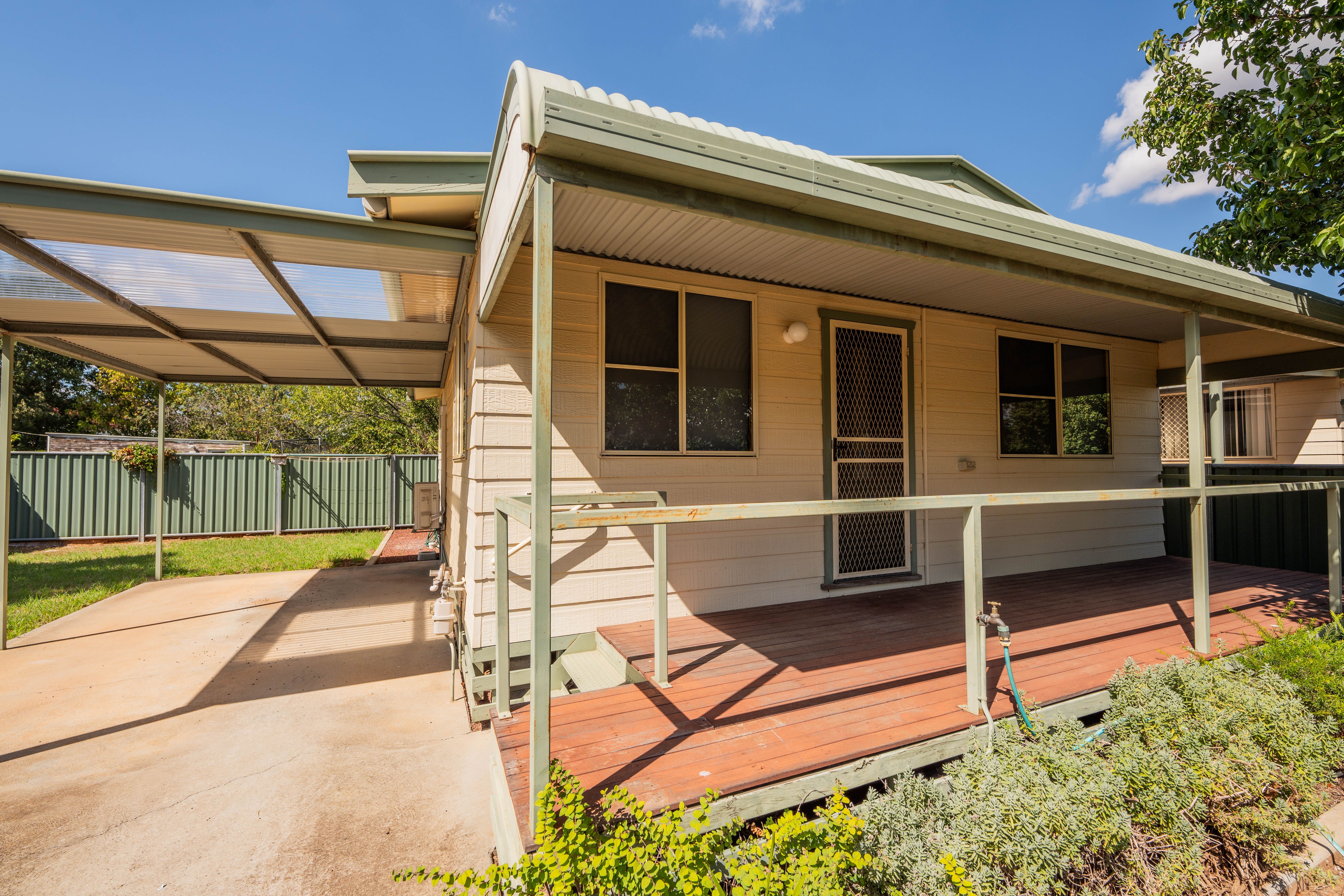44 Underwood Street, Forbes NSW 2871