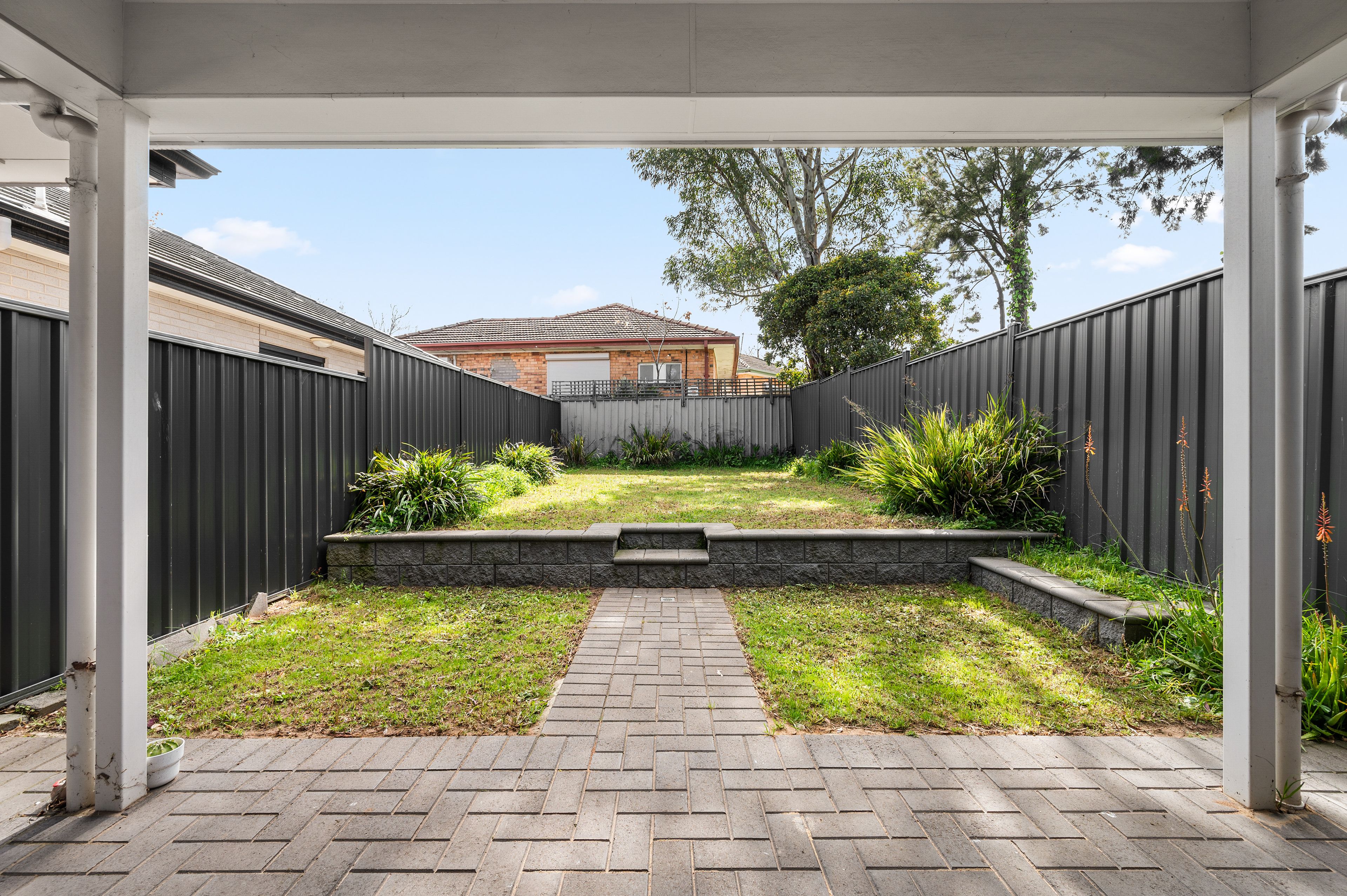 22 Bowman Crescent — photo 12 of 13