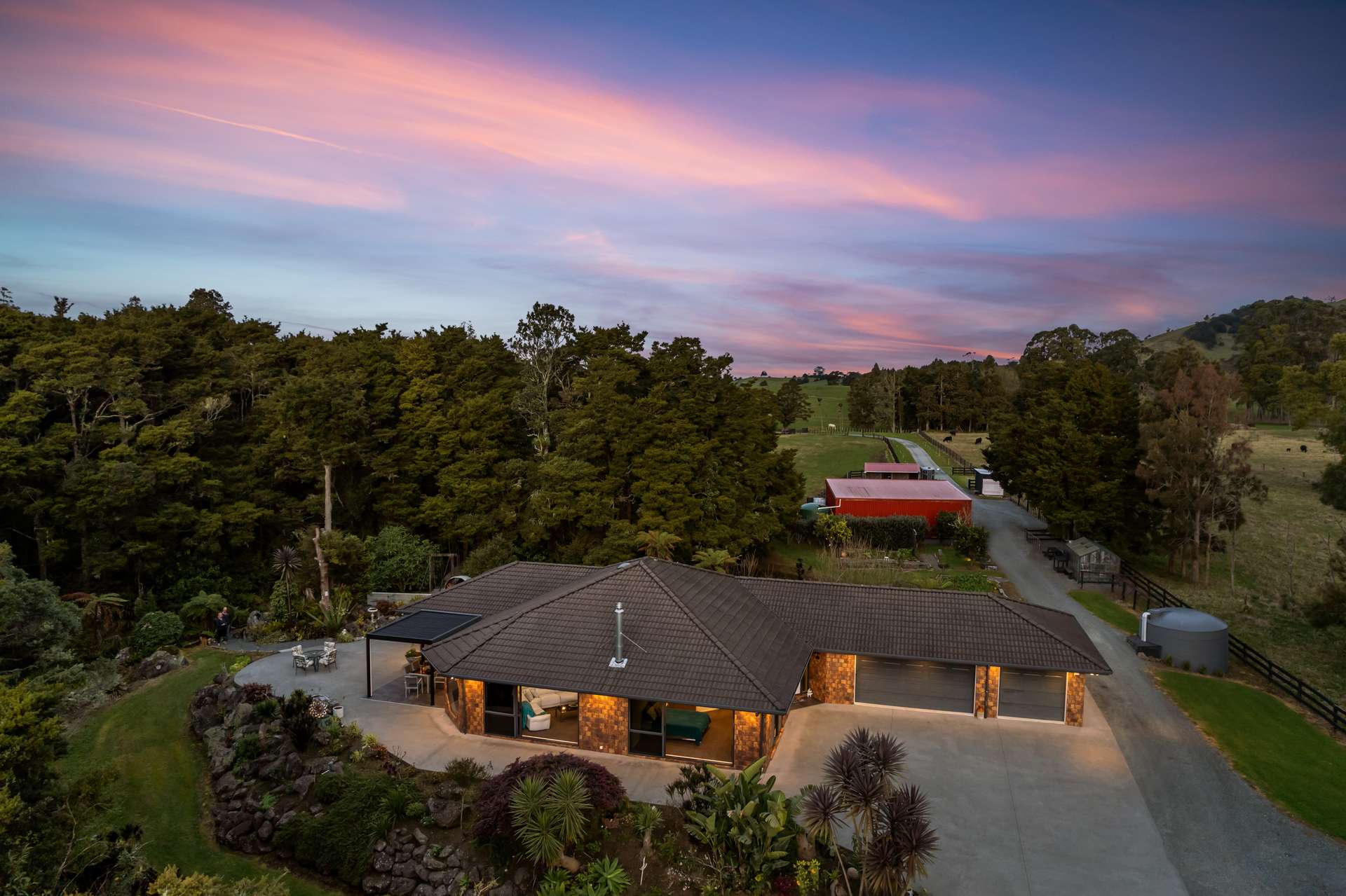 327 Tangihua Road photo 0