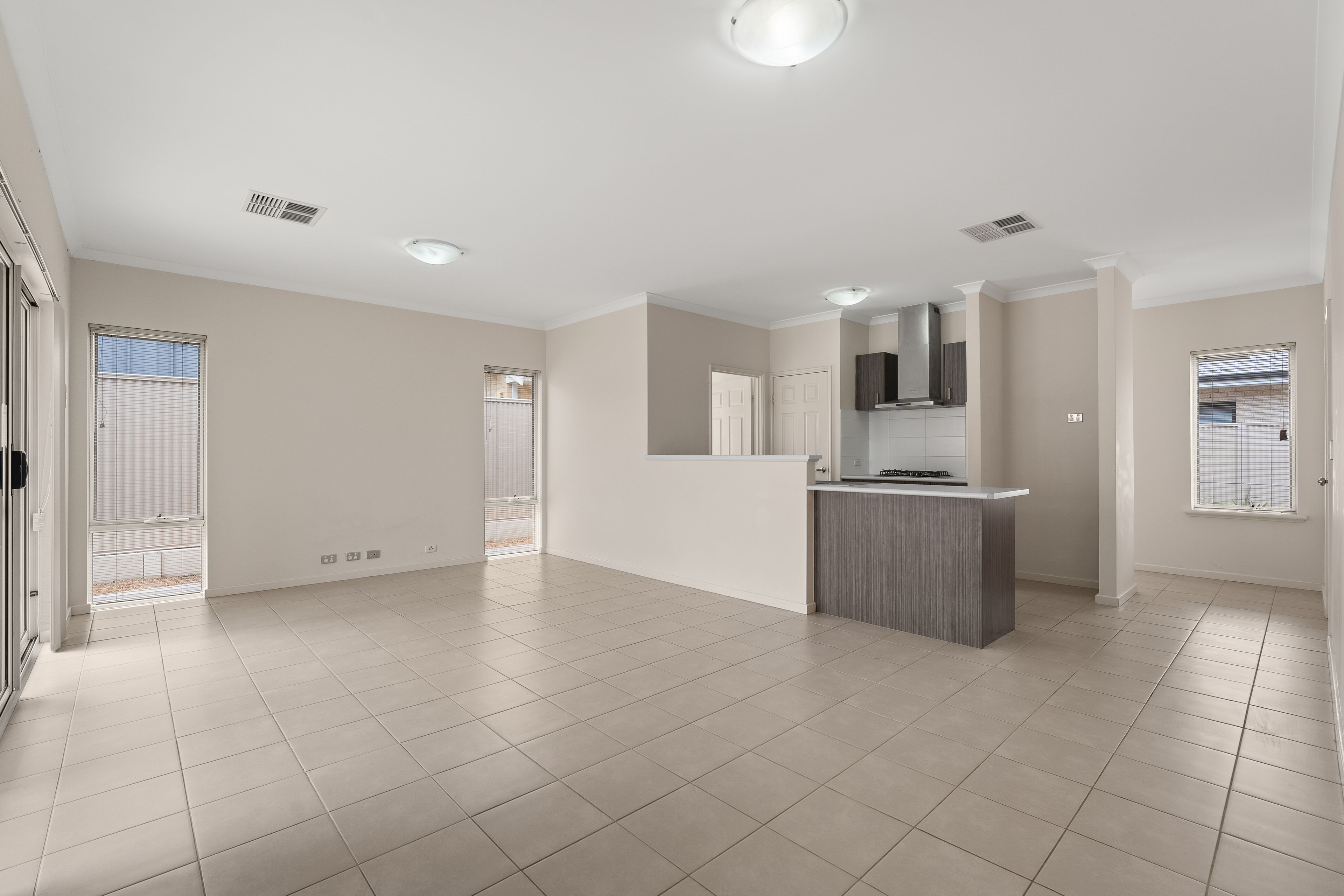 5/27 Lonsdale Crescent, Waikiki, WA 6169 - Sold Unit - Ray White ...