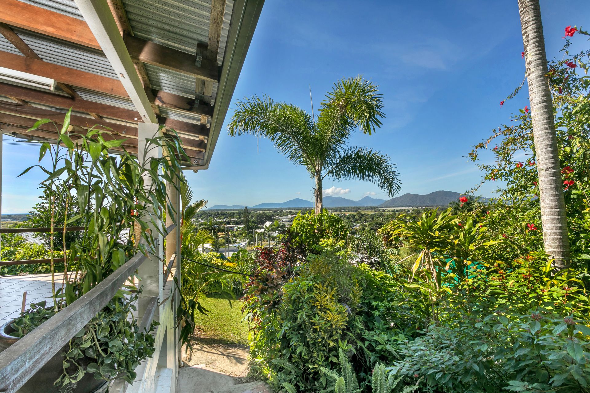 16 Amaroo Close, Smithfield, QLD 4878