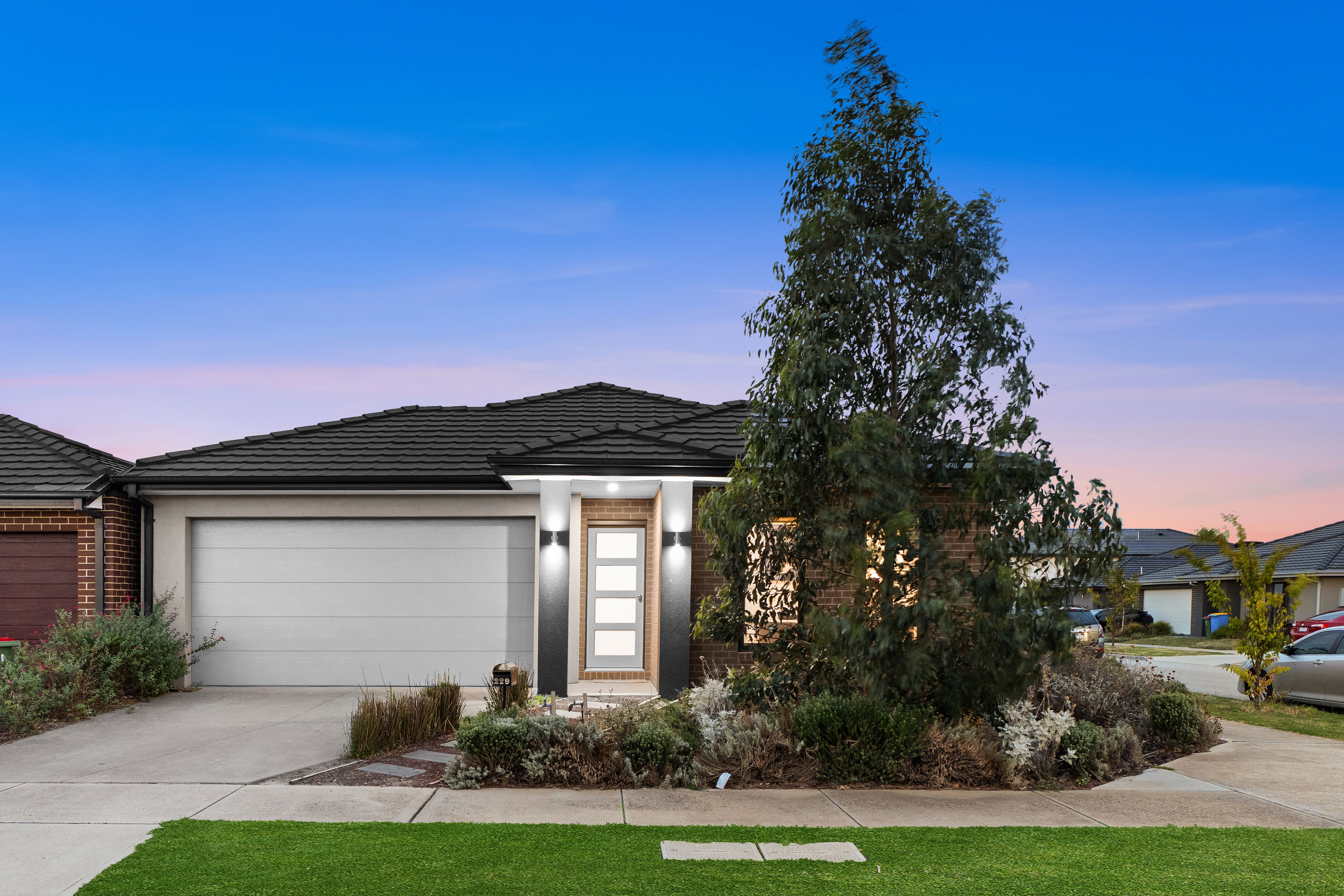 229 St Germain Boulevard, Clyde North, VIC 3978