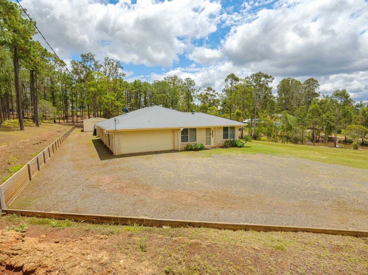 16 Clarke Road, Glenwood, QLD 4570