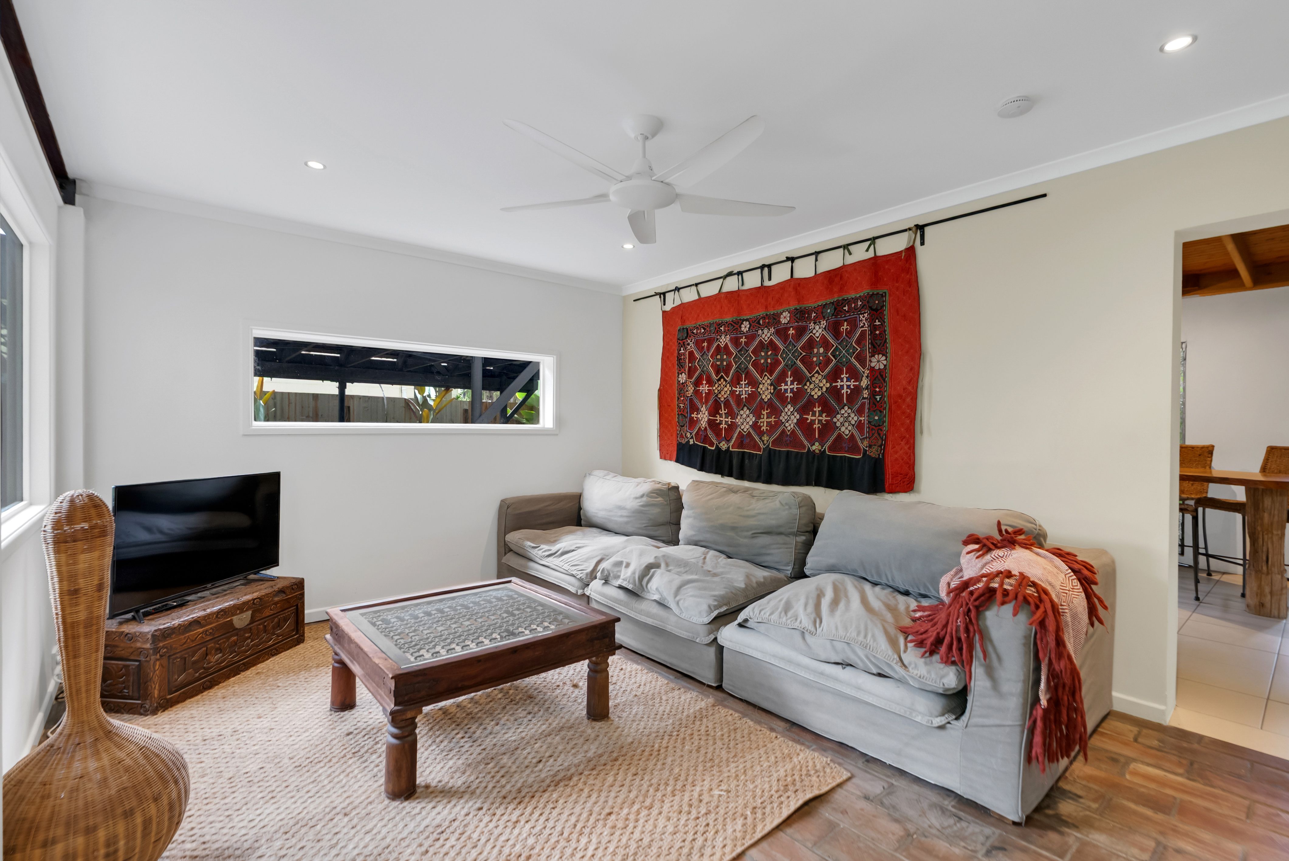 27 Bouganvillea Street — photo 11 of 27